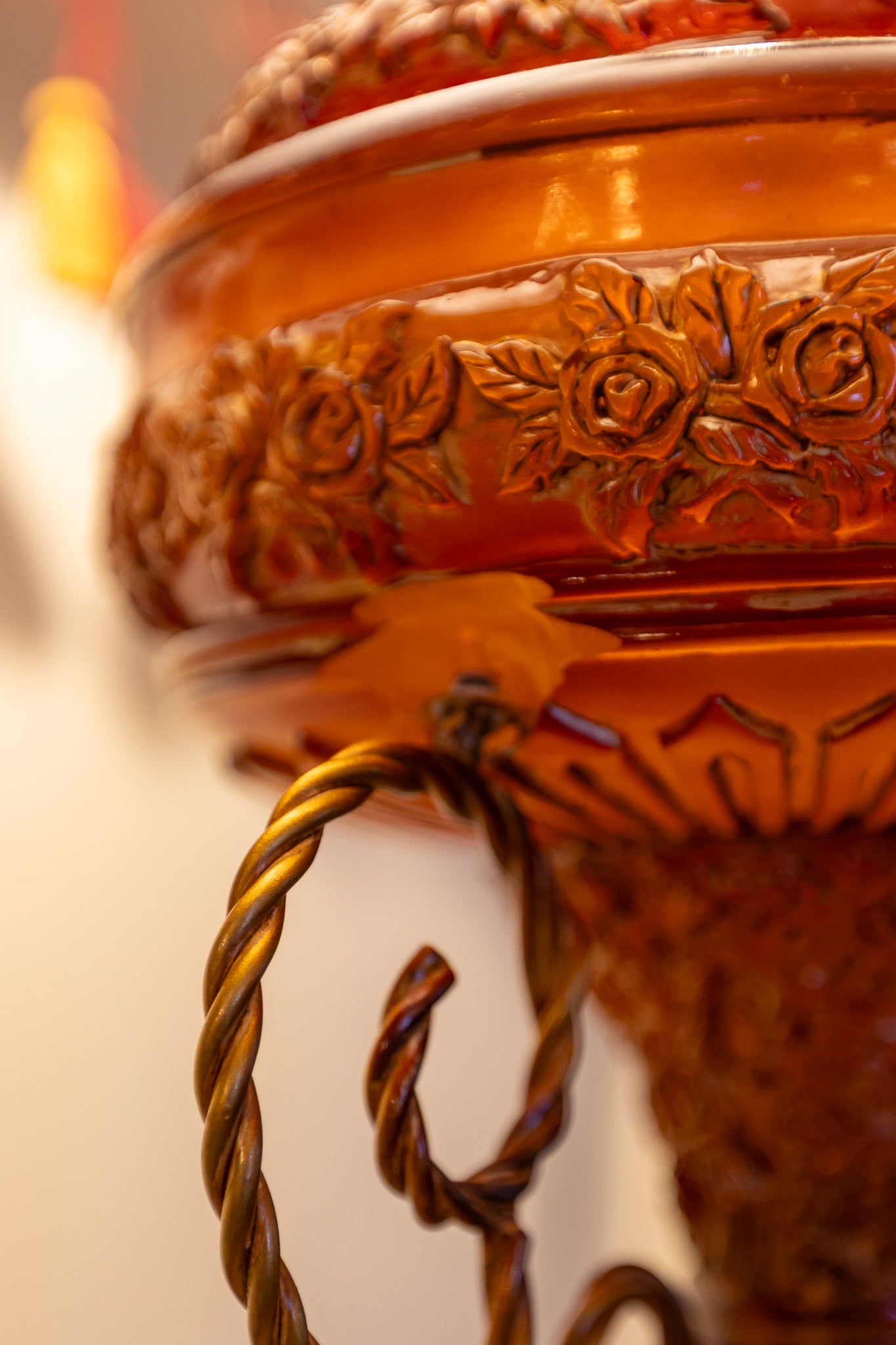 Striking Vintage-Style Amber Glass & Red Table Lamp