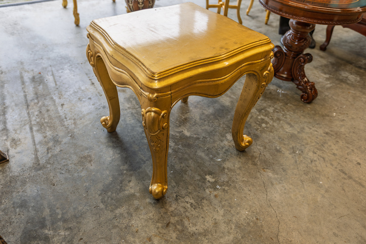 Elegant French Provincial Gold End Table