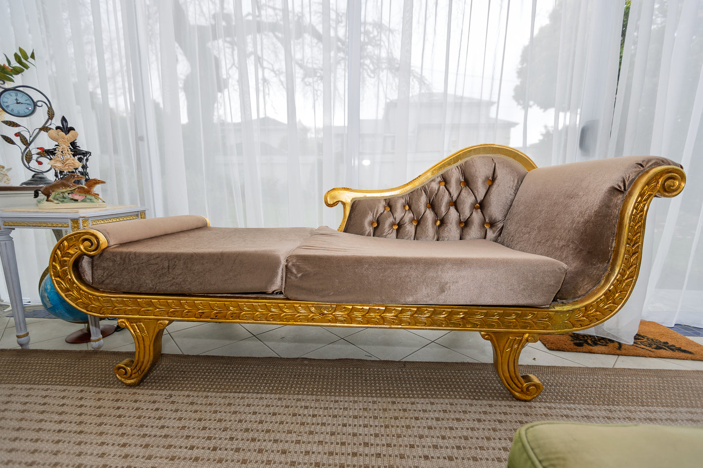 Opulent Gold-Gilded Chaise Lounge Day Bed