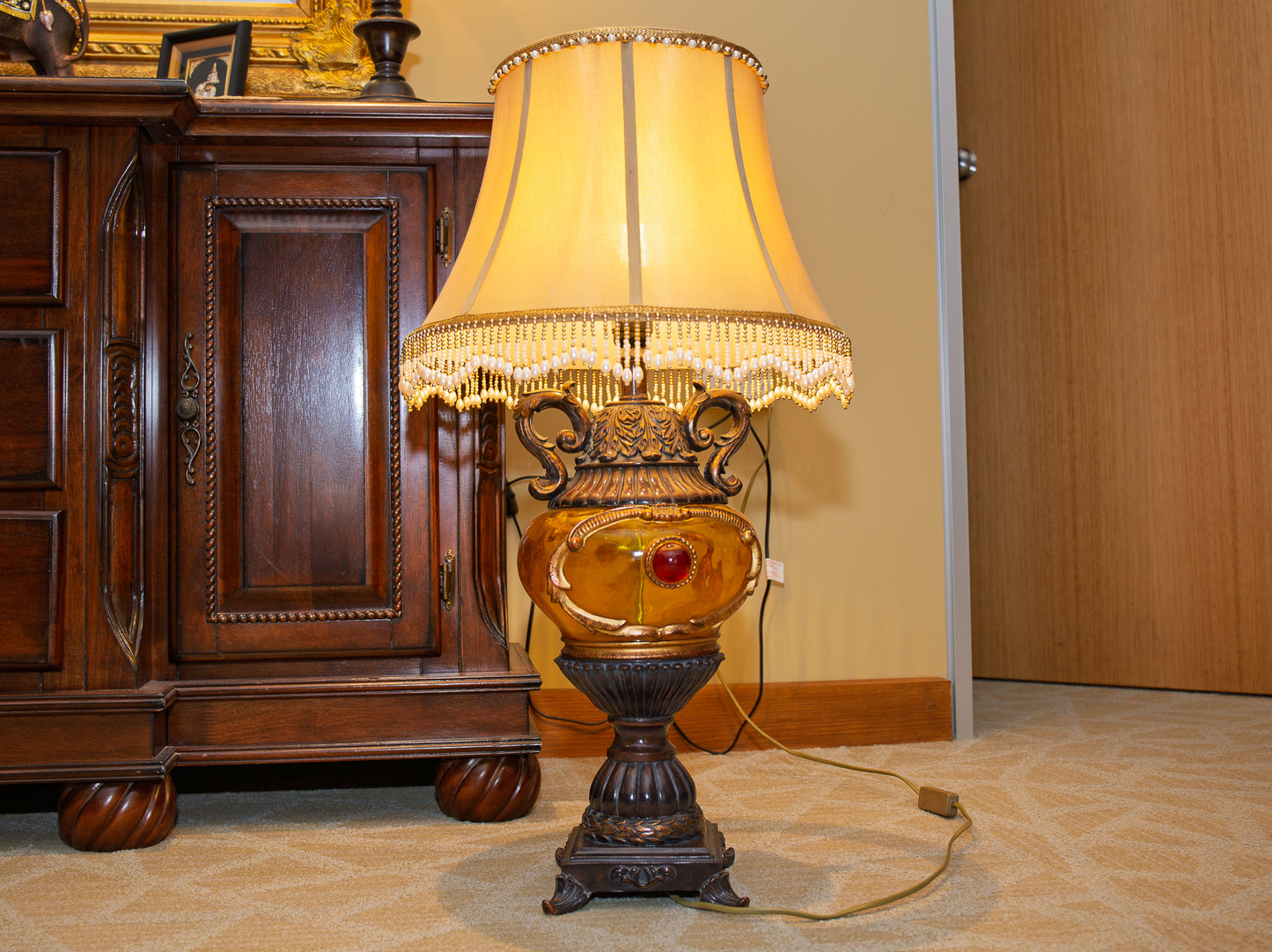 Large Bubble Glass Antique Lamp