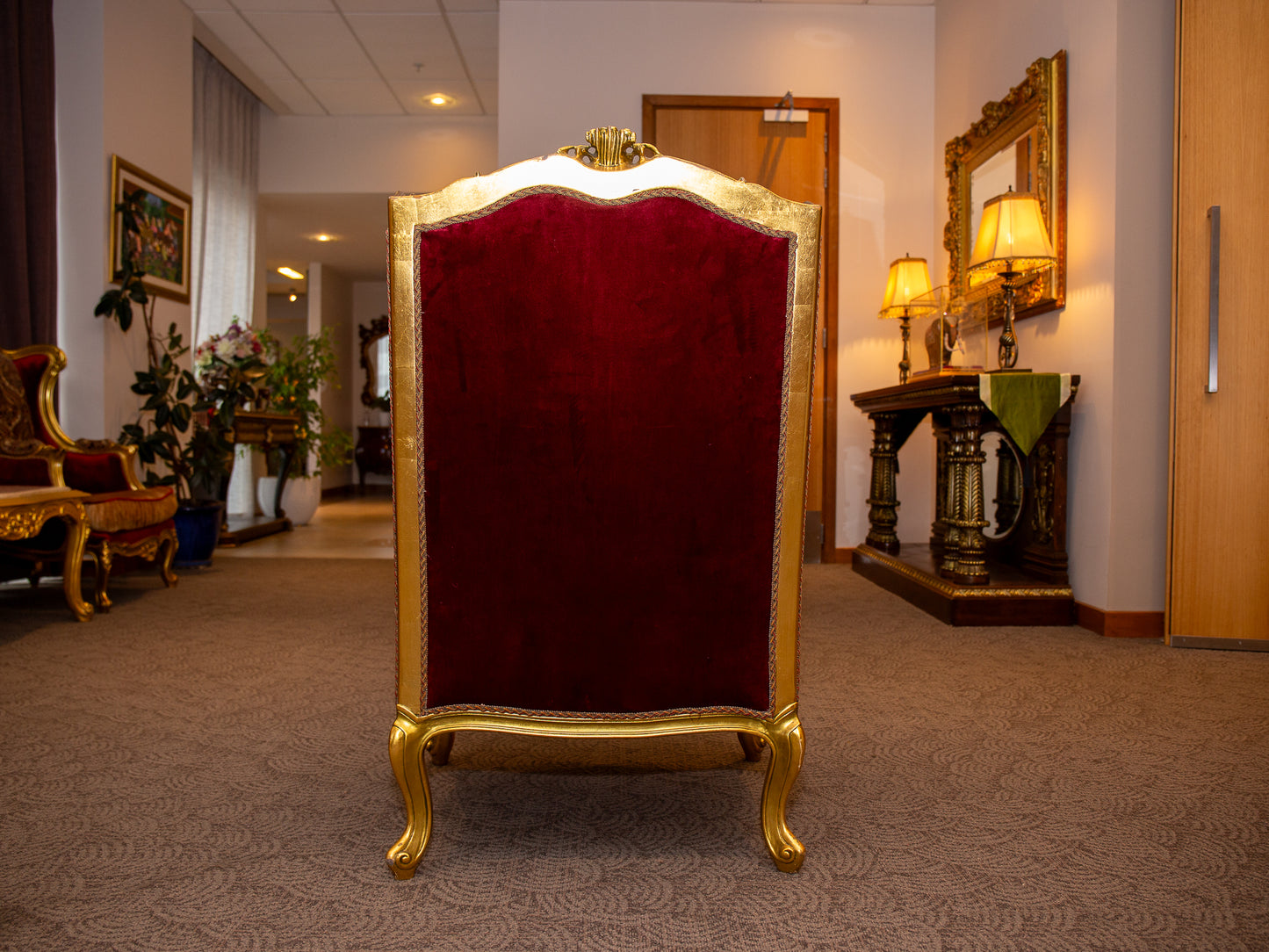 Majestic Baroque-Style Gilt High-Back Armchair with Patterned and Velvet Upholstery