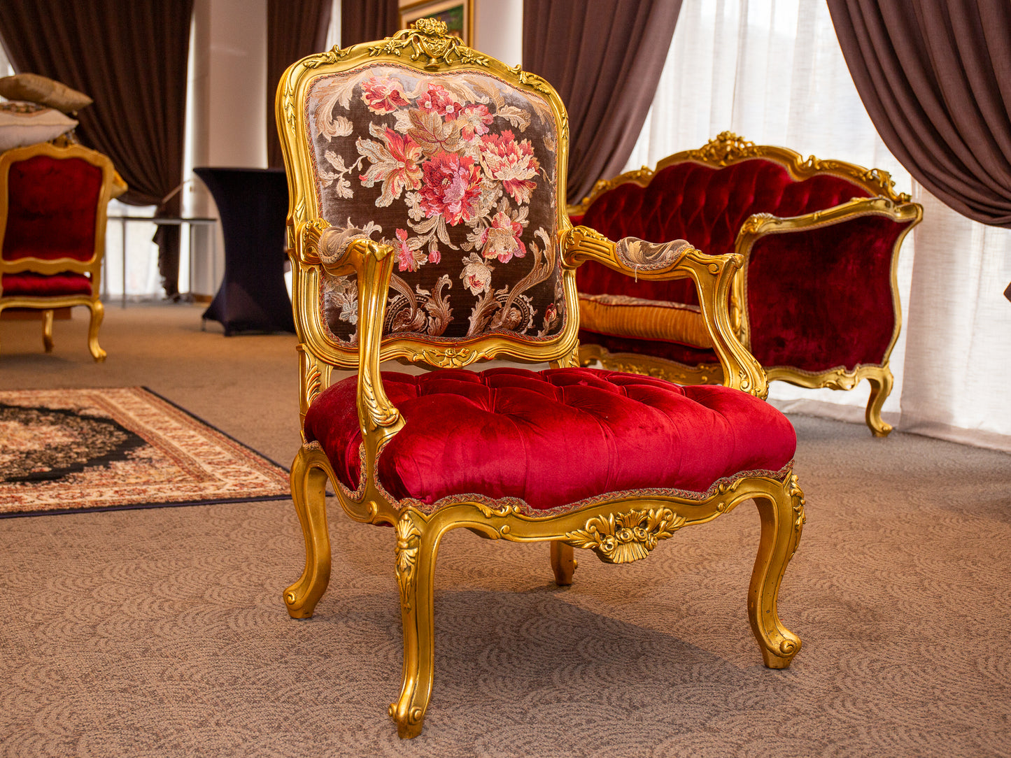 Exquisite Baroque-Style Gilt Armchair with Floral & Velvet Upholstery