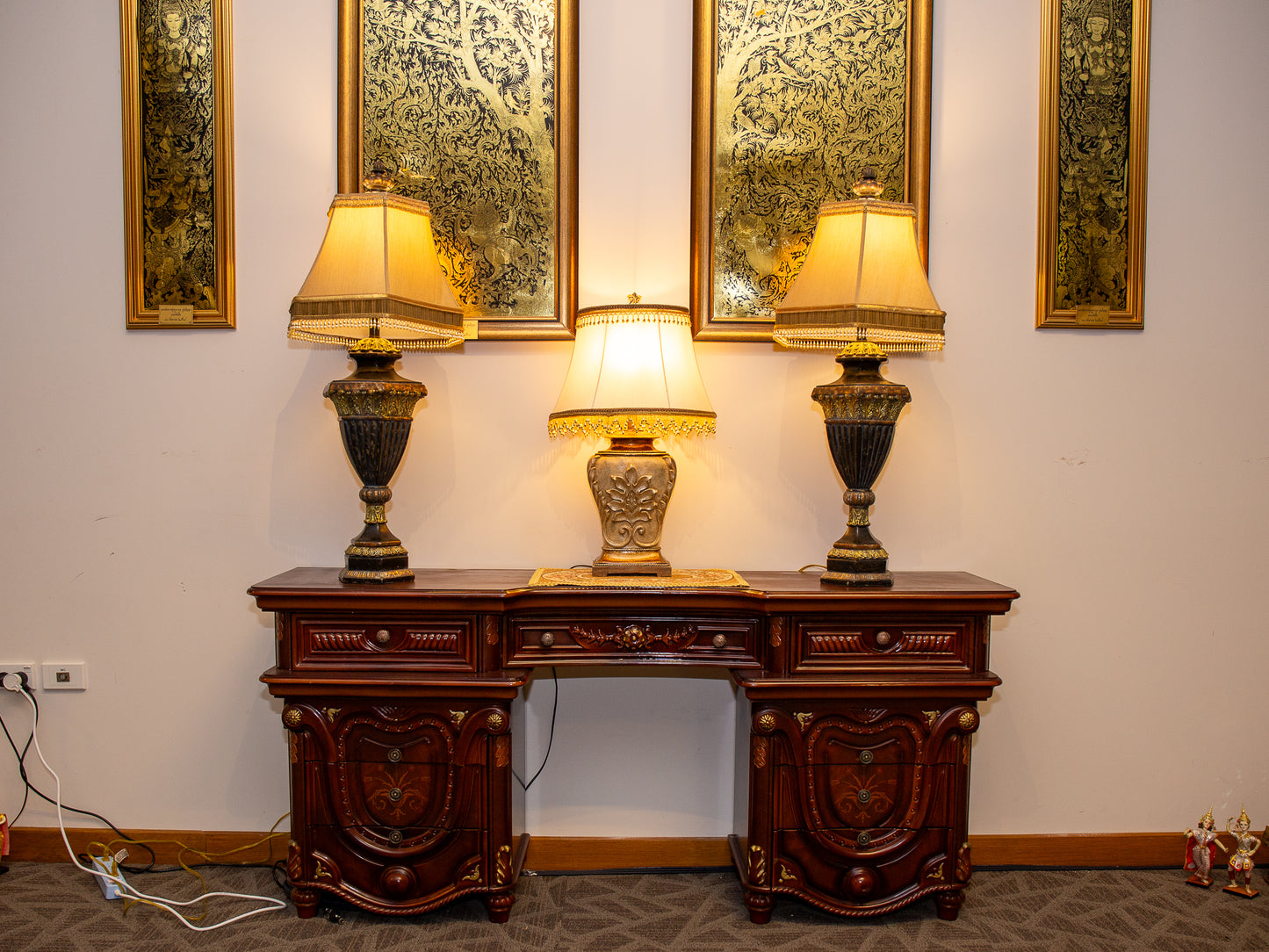Imperial Tall Lamp – Brown & Gold with Ornate Trim