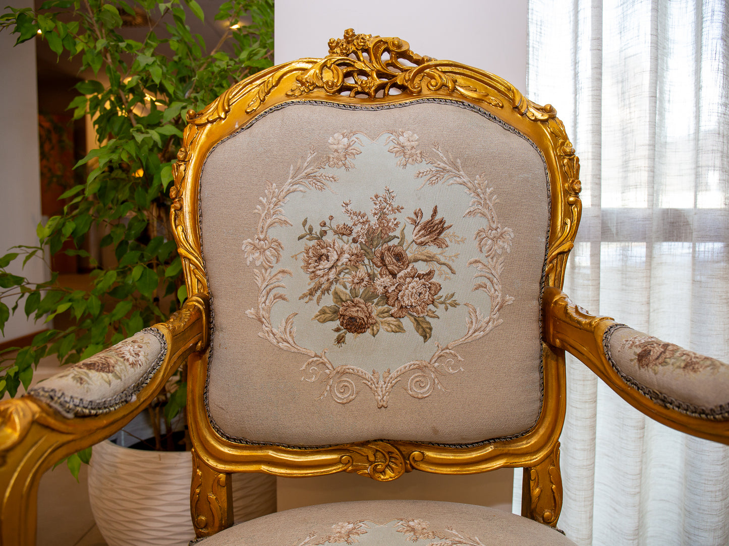 Opulent 3-Piece Rococo Style Lounge Suite - Gold & Floral Upholstery