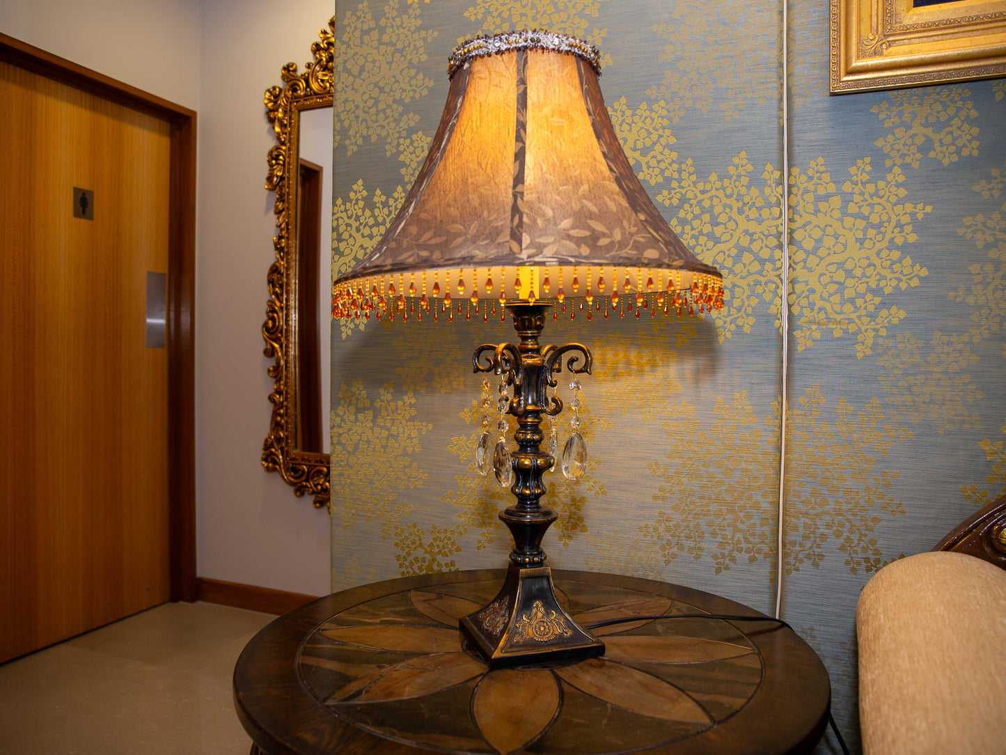 Extravagant Baroque Lamp – Crystal & Beaded Detailing