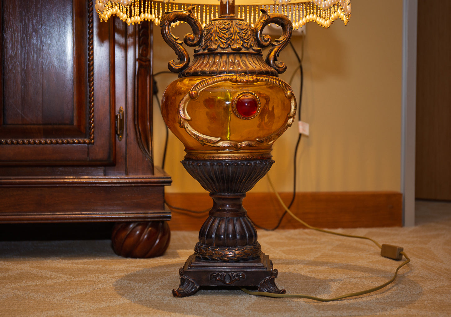 Large Bubble Glass Antique Lamp