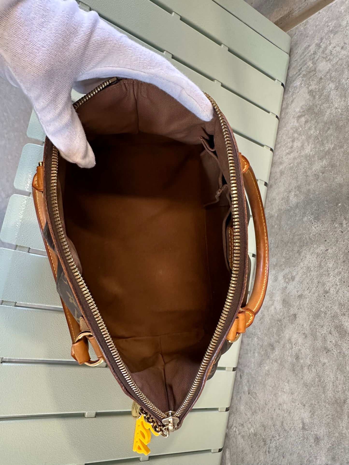 Louis Vuitton Tivoli PM