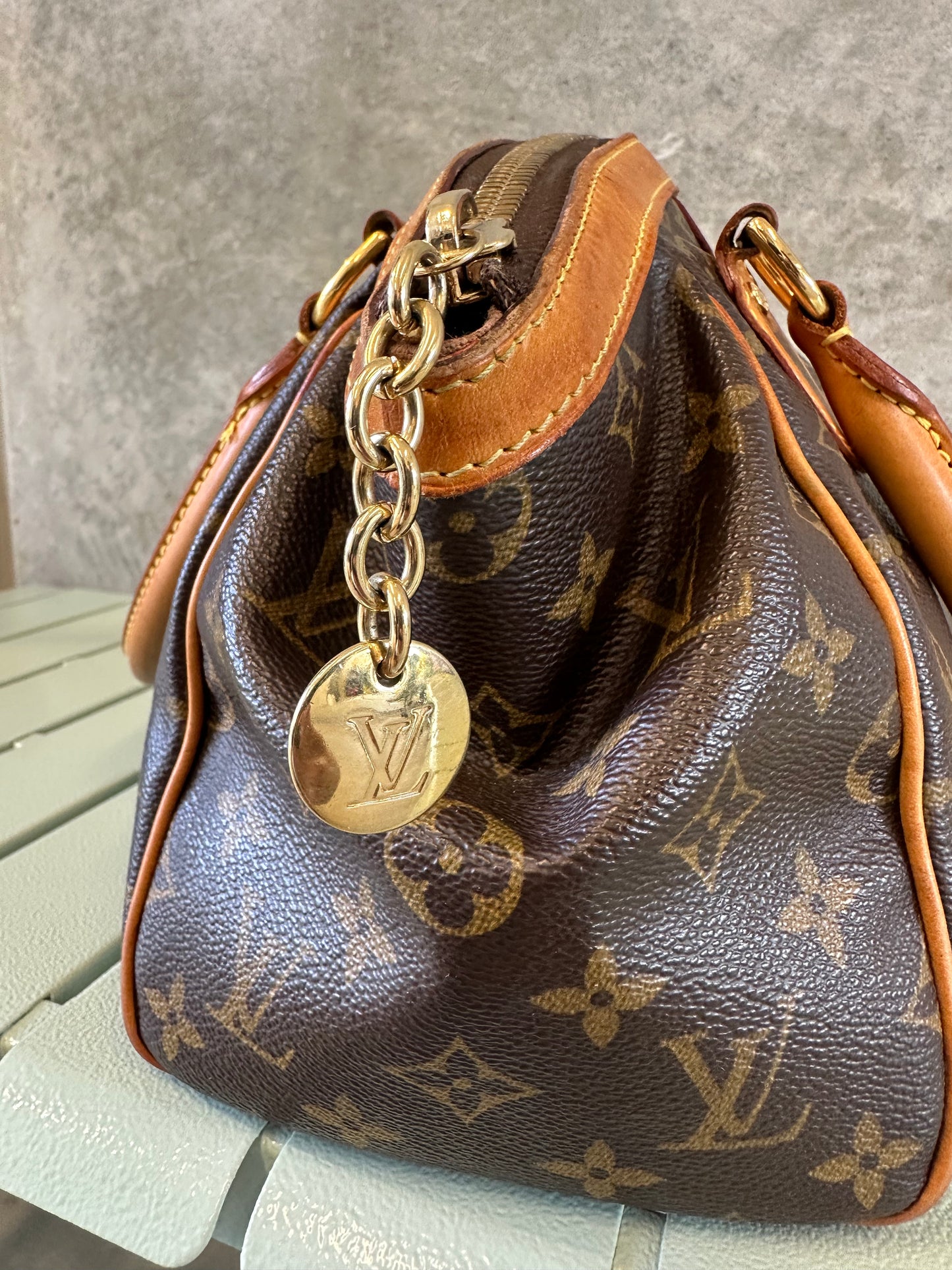 Louis Vuitton Tivoli PM