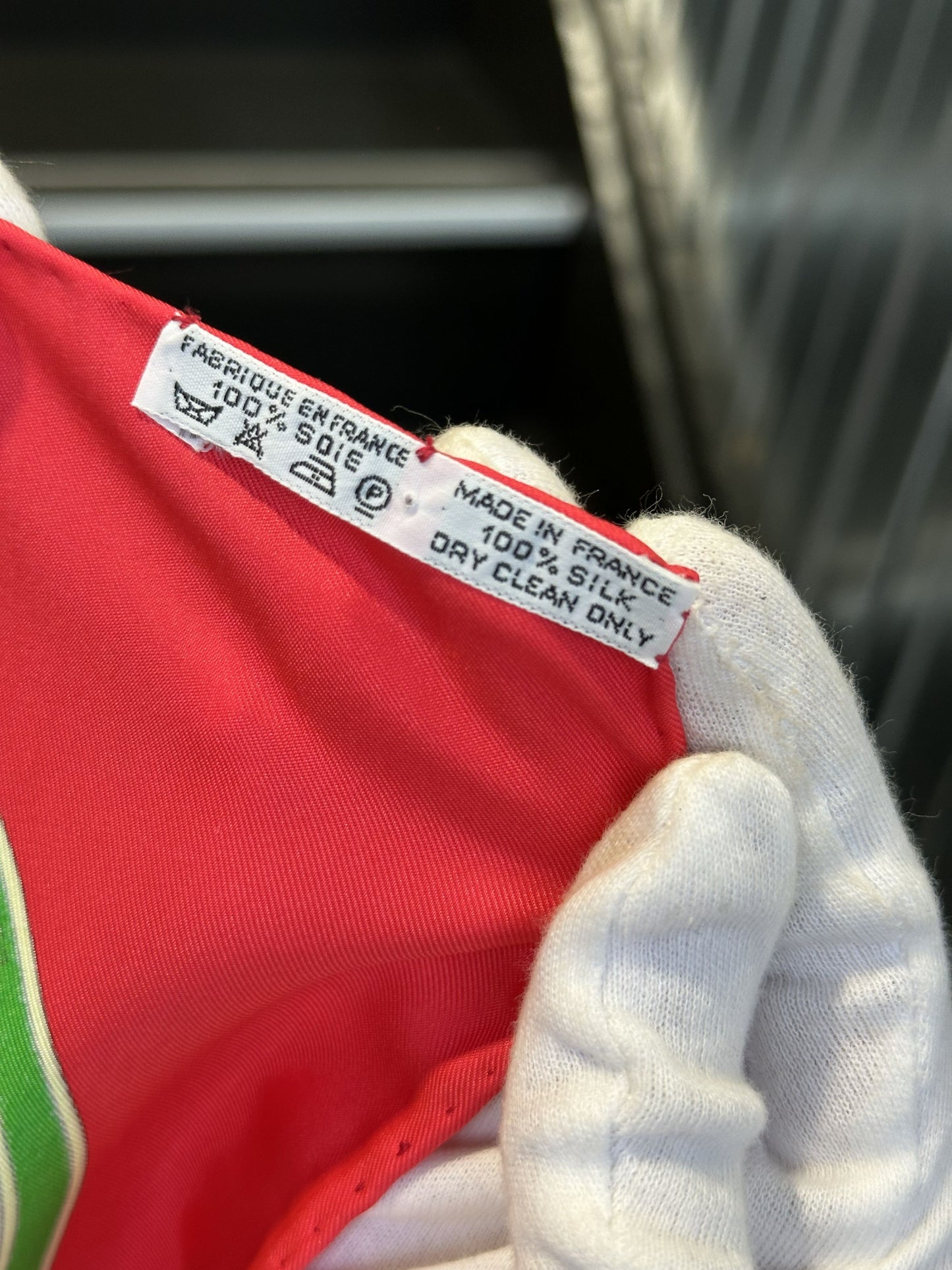 Hermès Qu'importe Le Flacon 90cm Silk Scarf