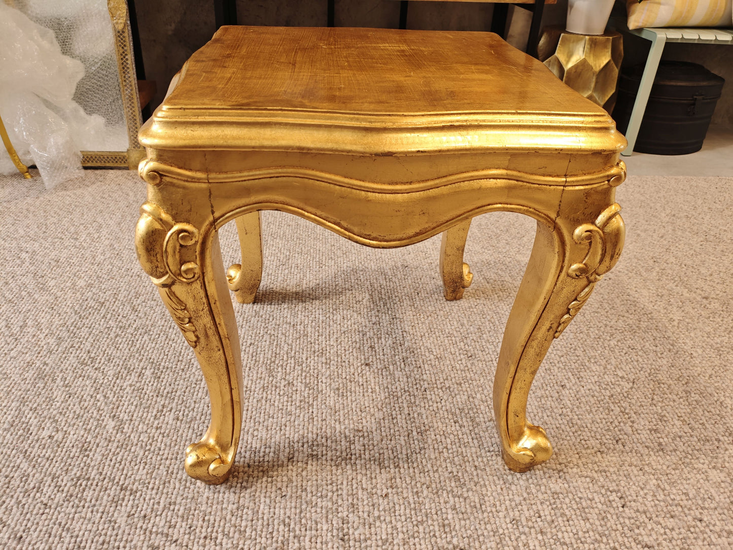 Elegant French Provincial Gold End Table