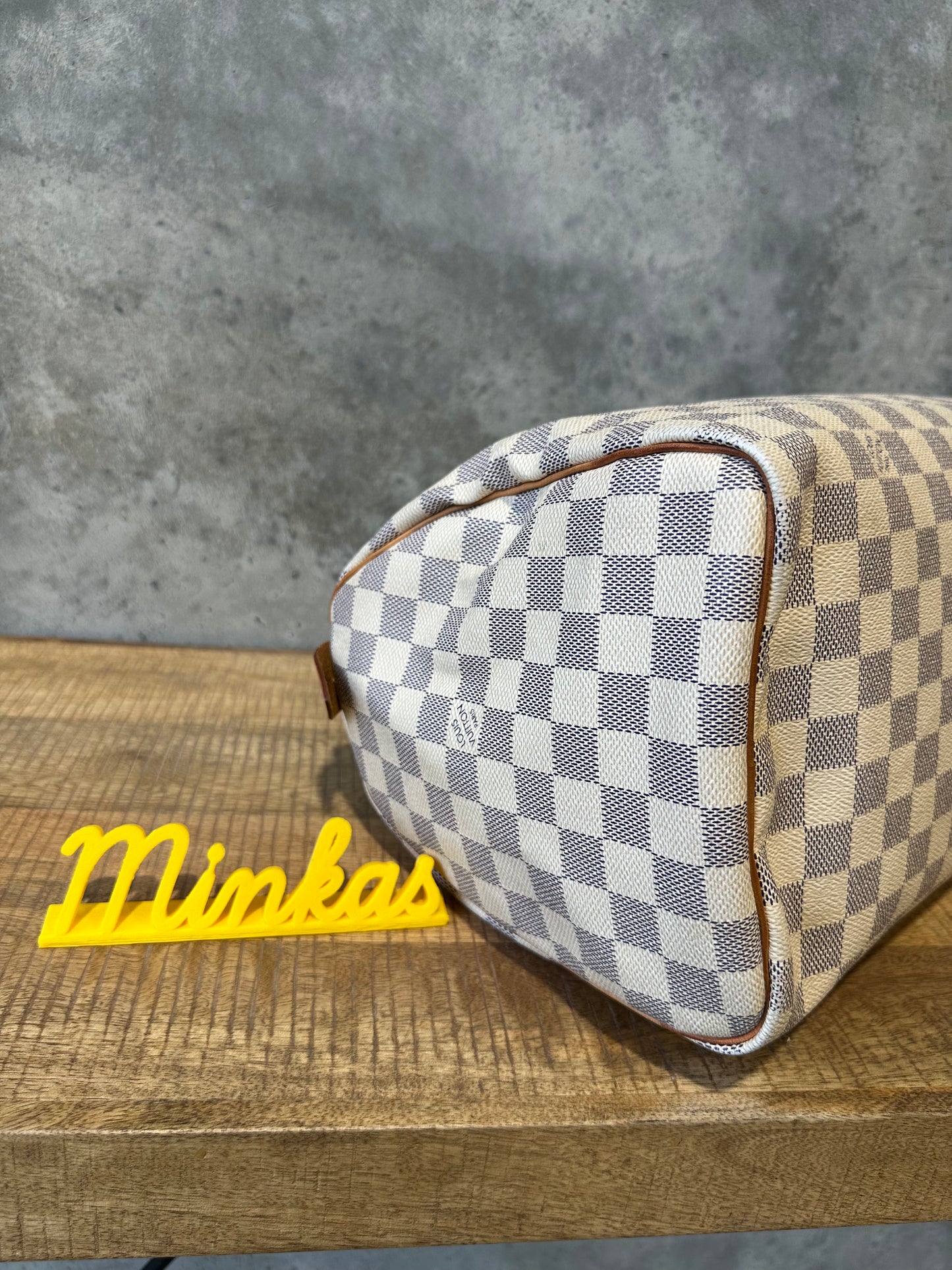 Louis Vuitton Speedy 30