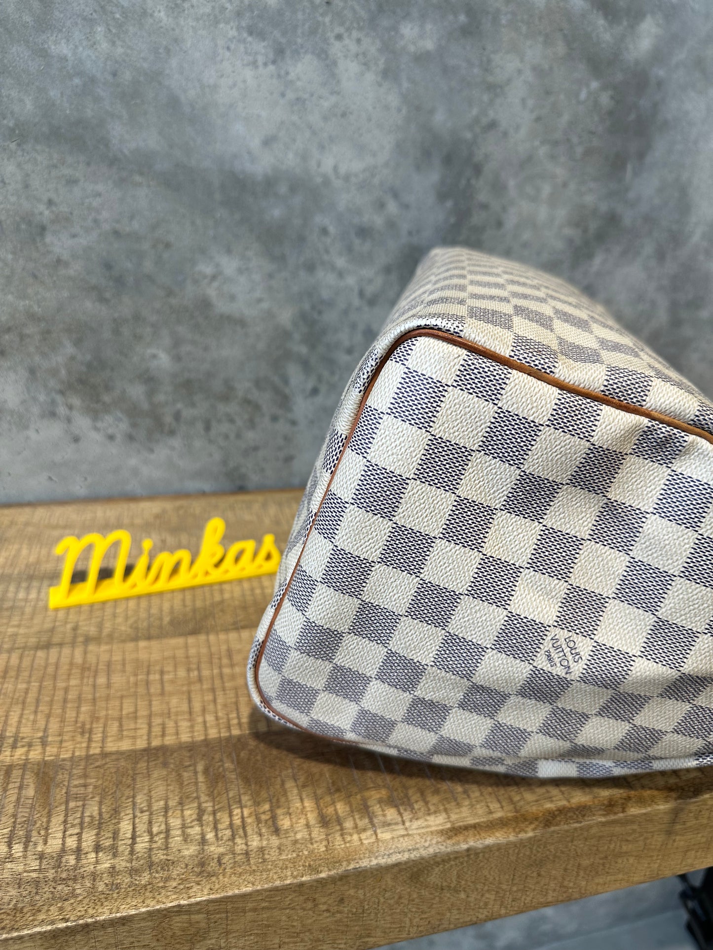 Louis Vuitton Speedy 30