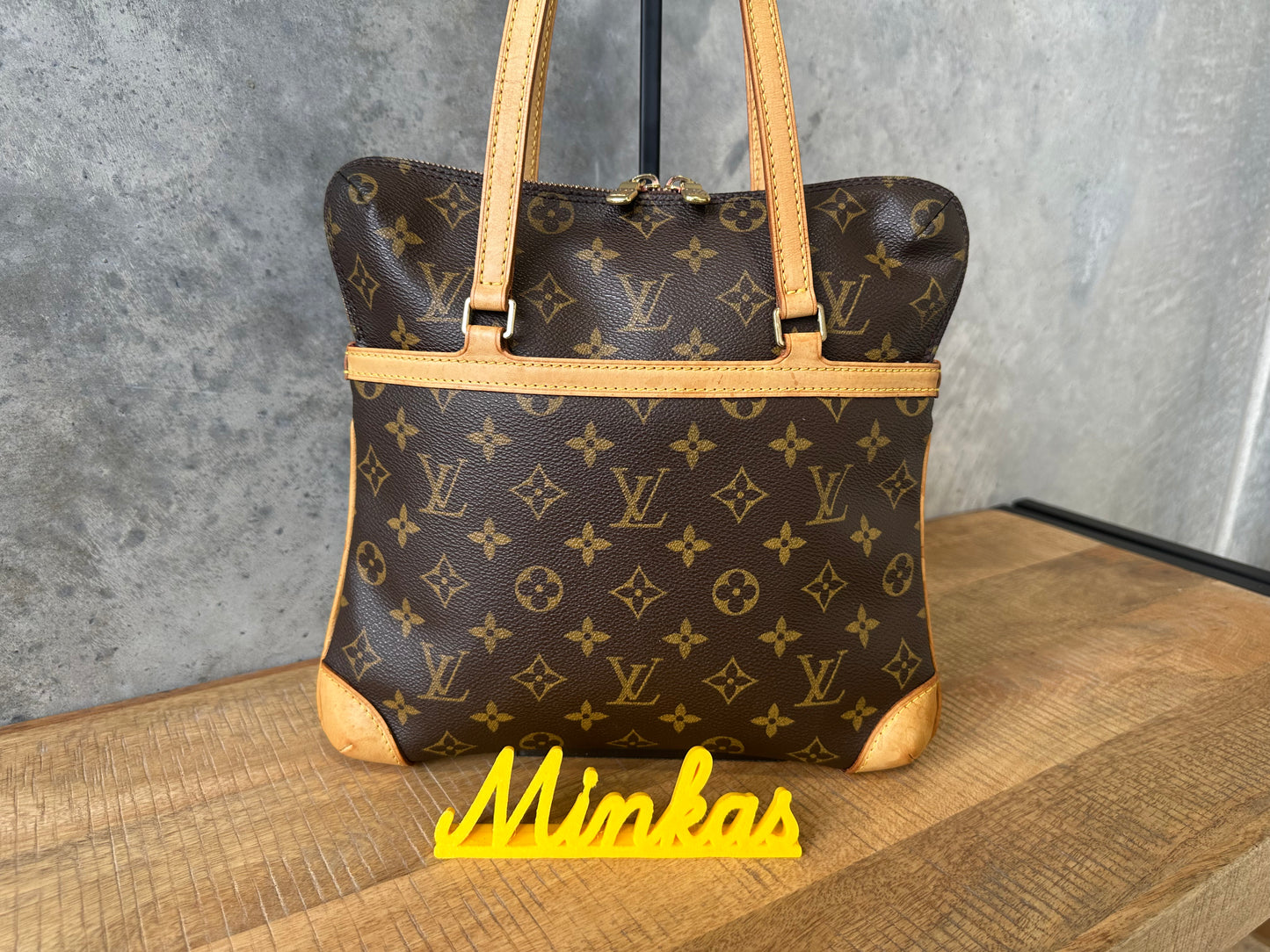Louis Vuitton Sac Coussin