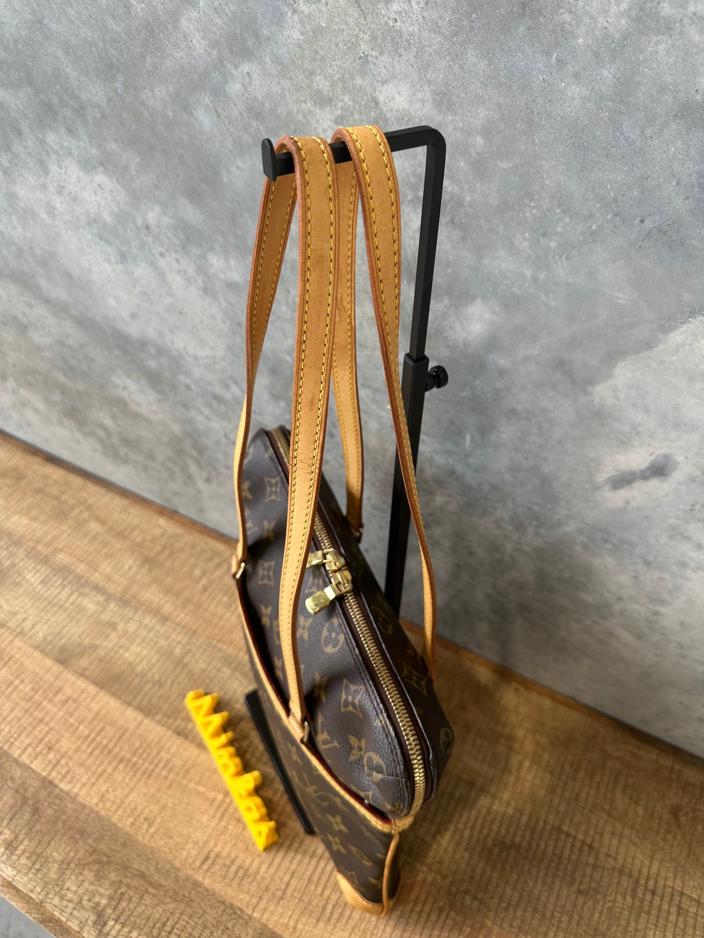 Louis Vuitton Sac Coussin