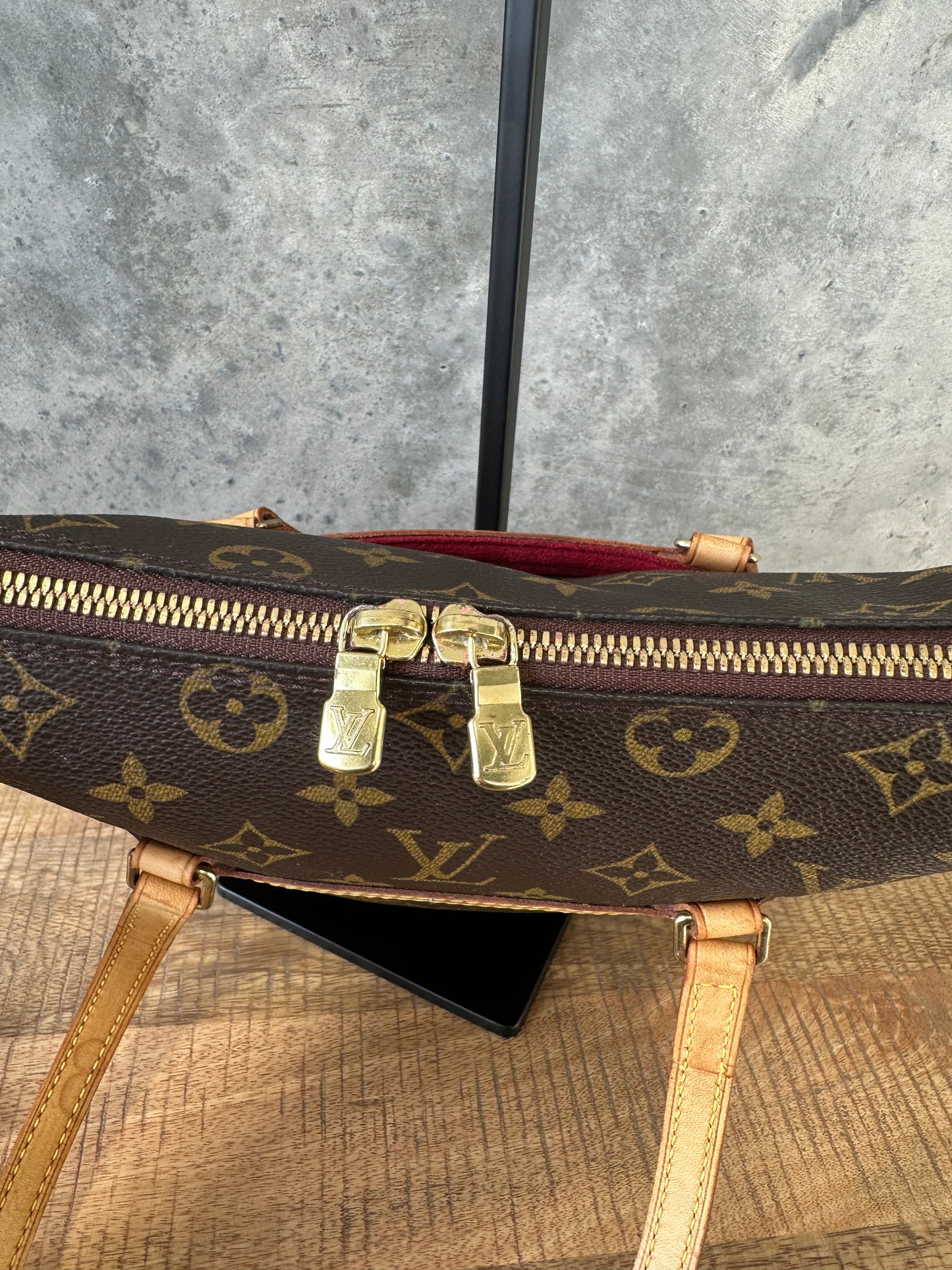 Louis Vuitton Sac Coussin
