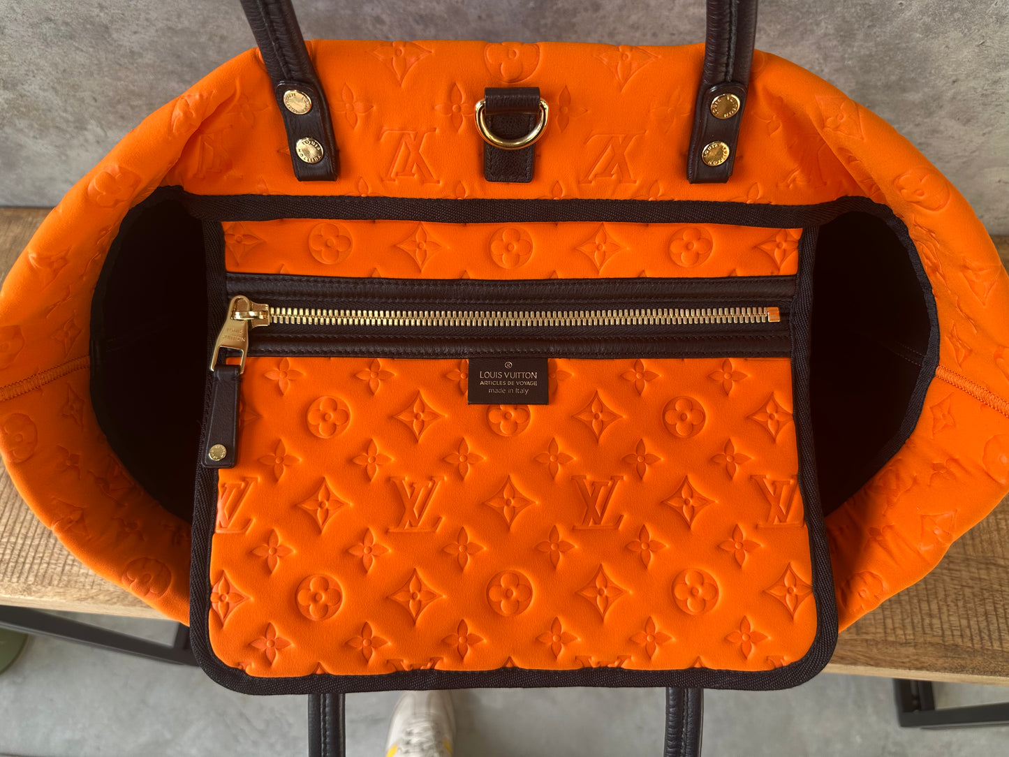 Louis Vuitton Scuba Tote MM