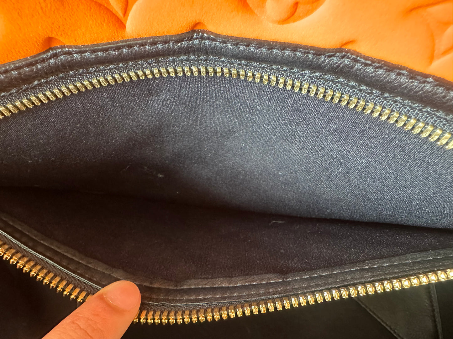 Louis Vuitton Scuba Tote MM