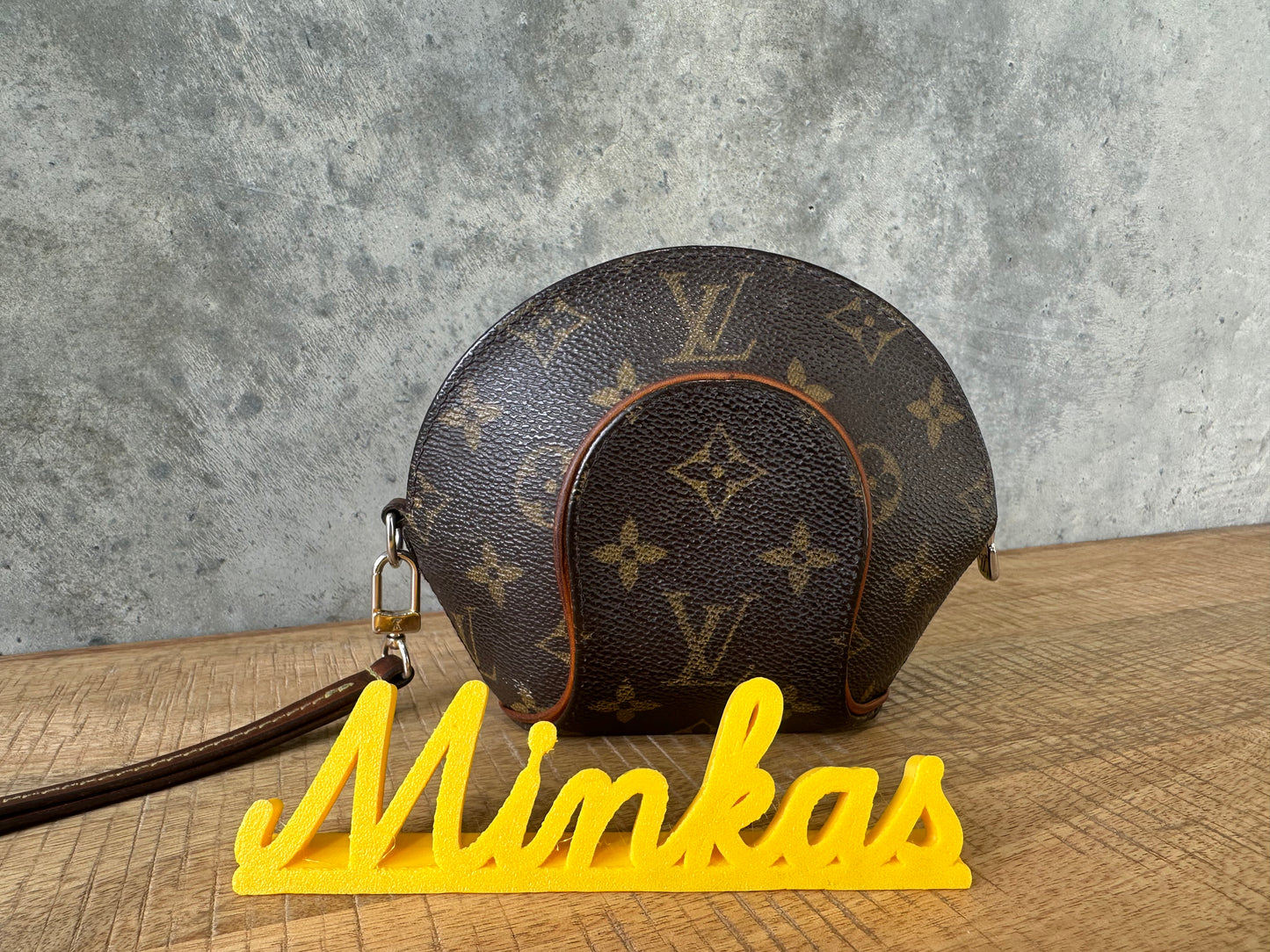 Louis Vuitton Ellipse Pouch