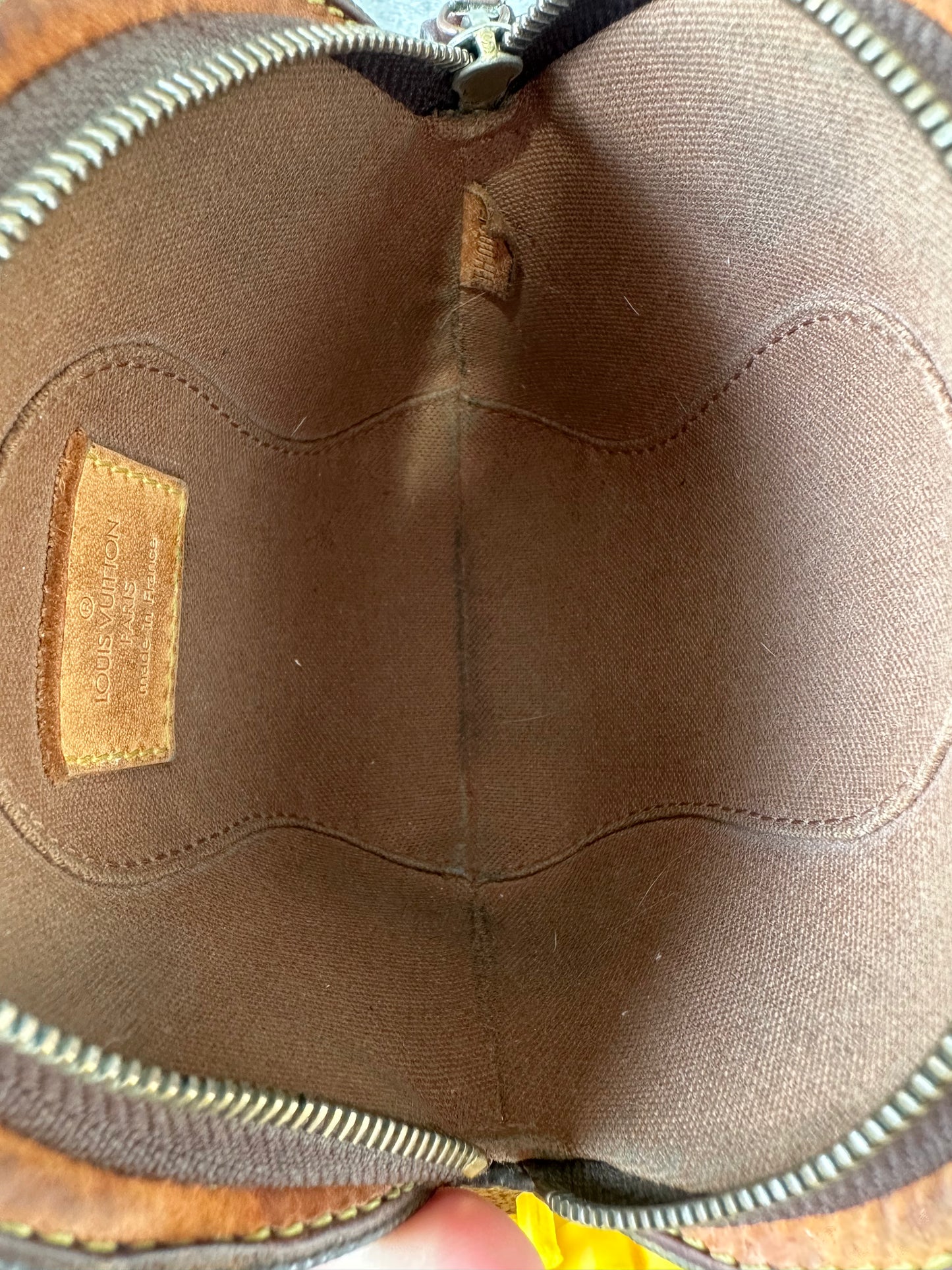 Louis Vuitton Ellipse Pouch