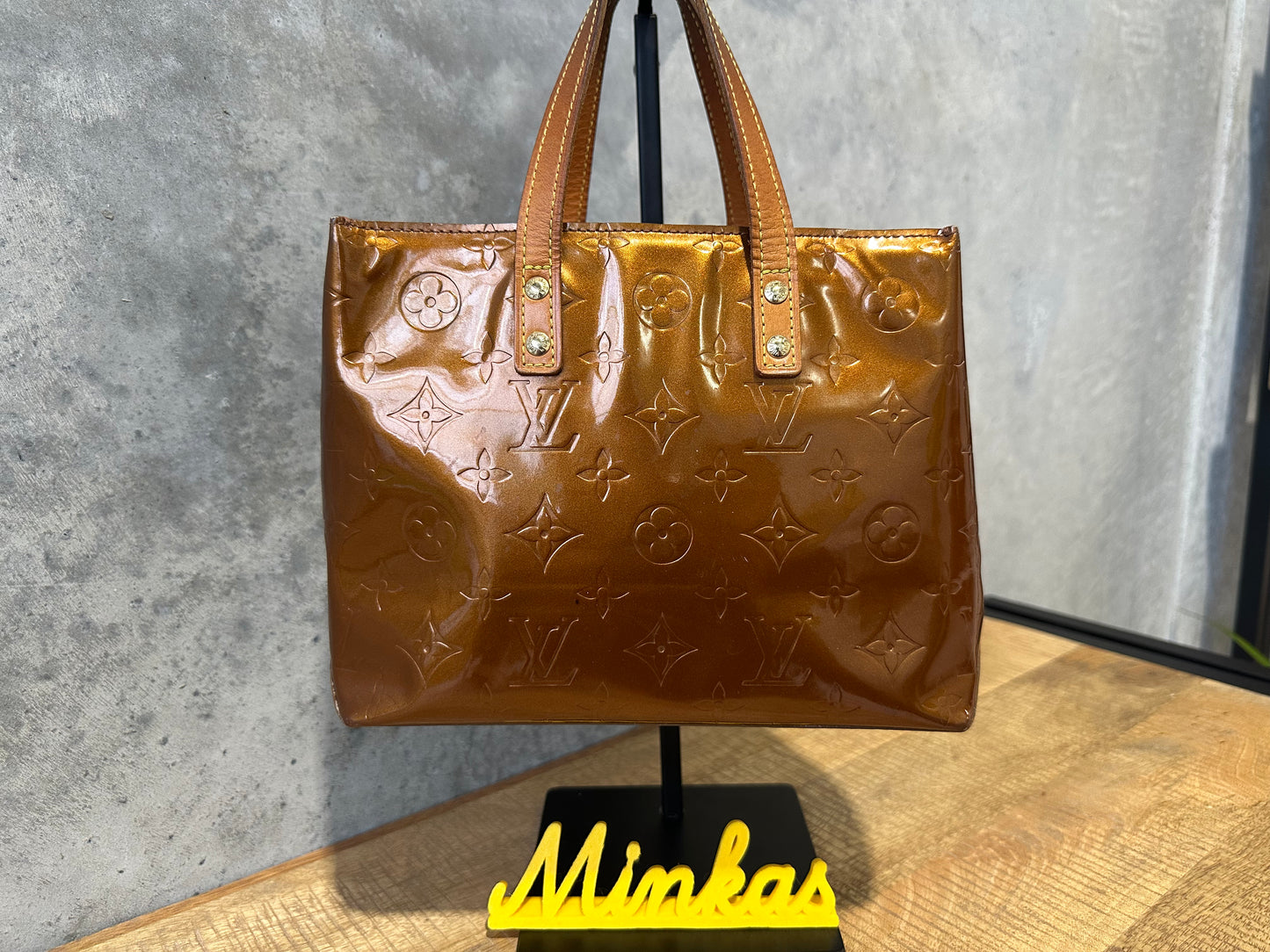 Louis Vuitton Reade