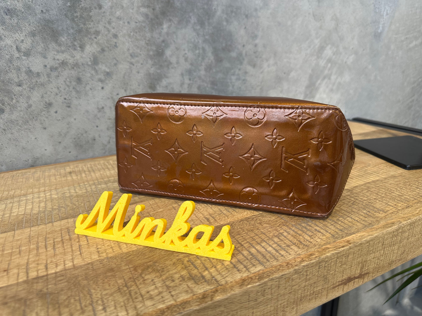 Louis Vuitton Reade
