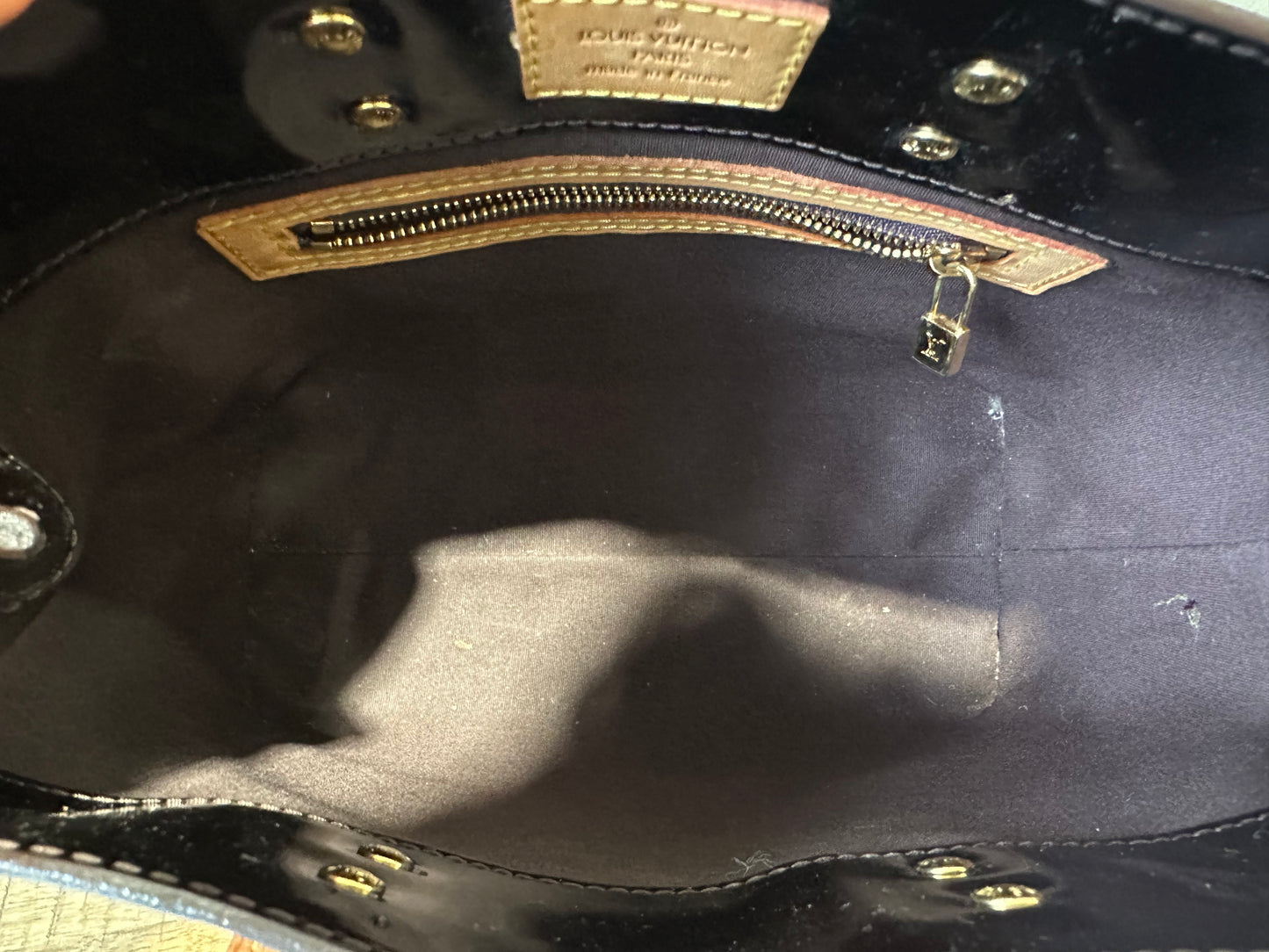Louis Vuitton Reade