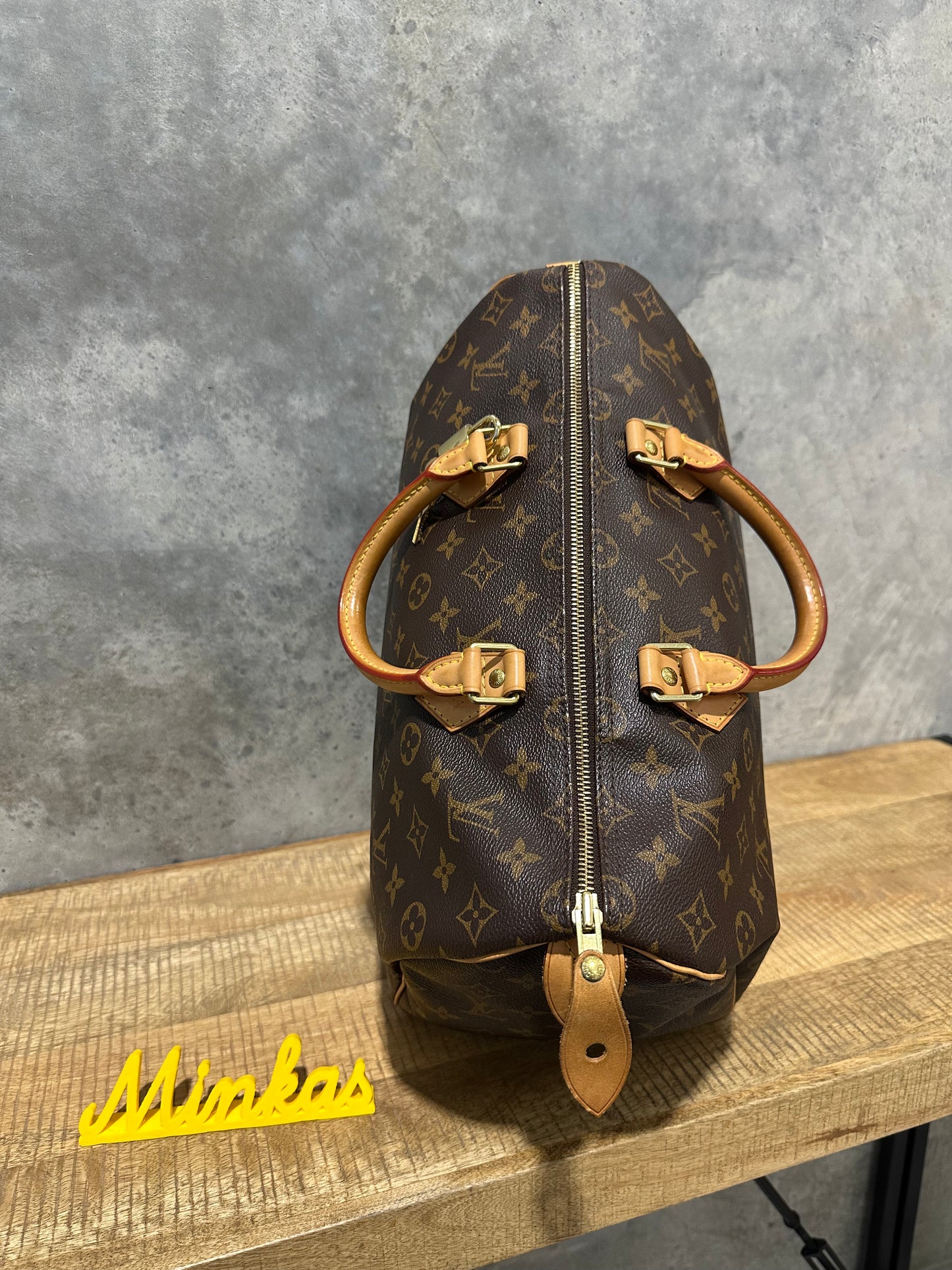 Louis Vuitton Speedy 35