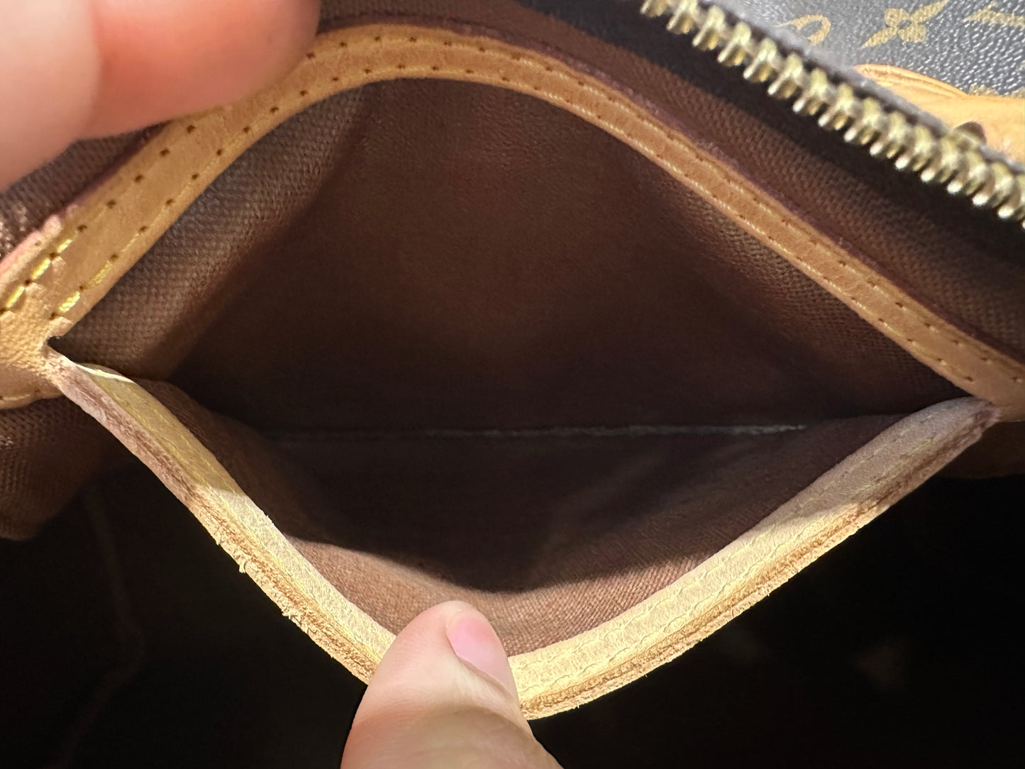 Louis Vuitton Speedy 35