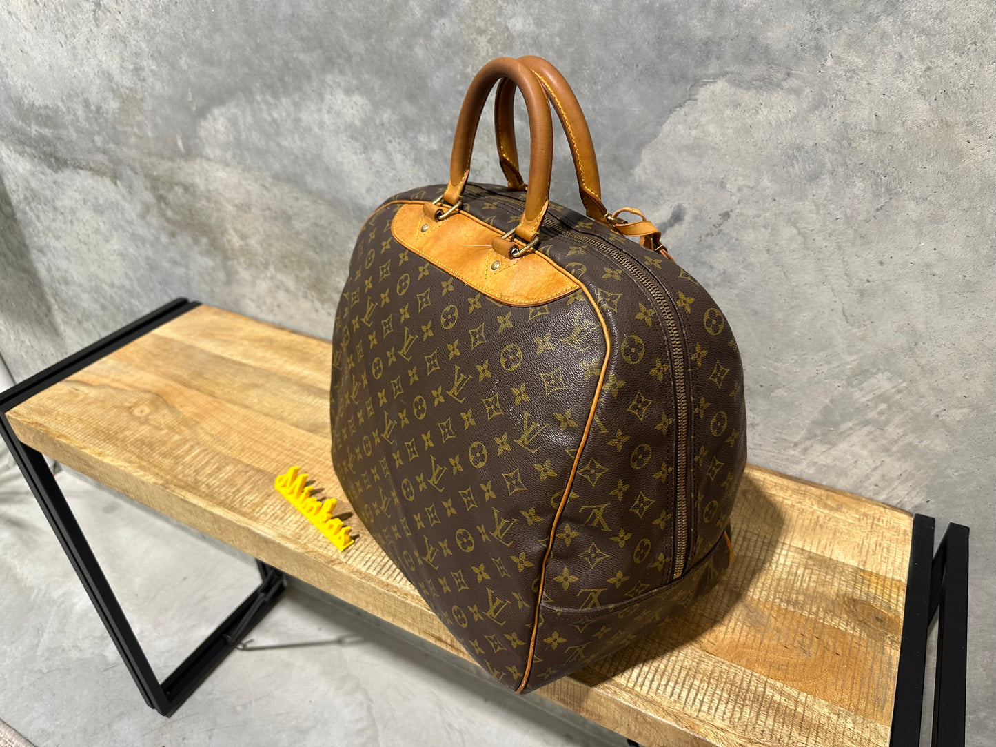 Louis Vuitton Evasion
