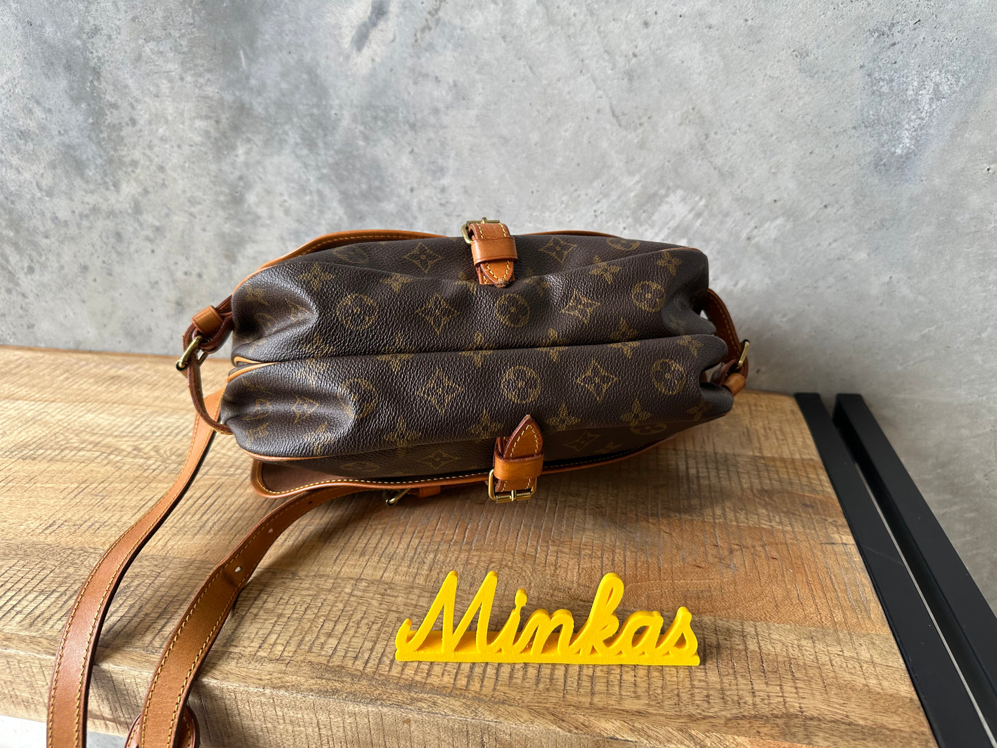 Louis Vuitton Saumur