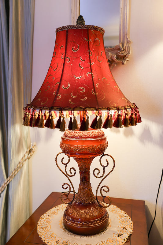 Striking Vintage-Style Amber Glass & Red Table Lamp