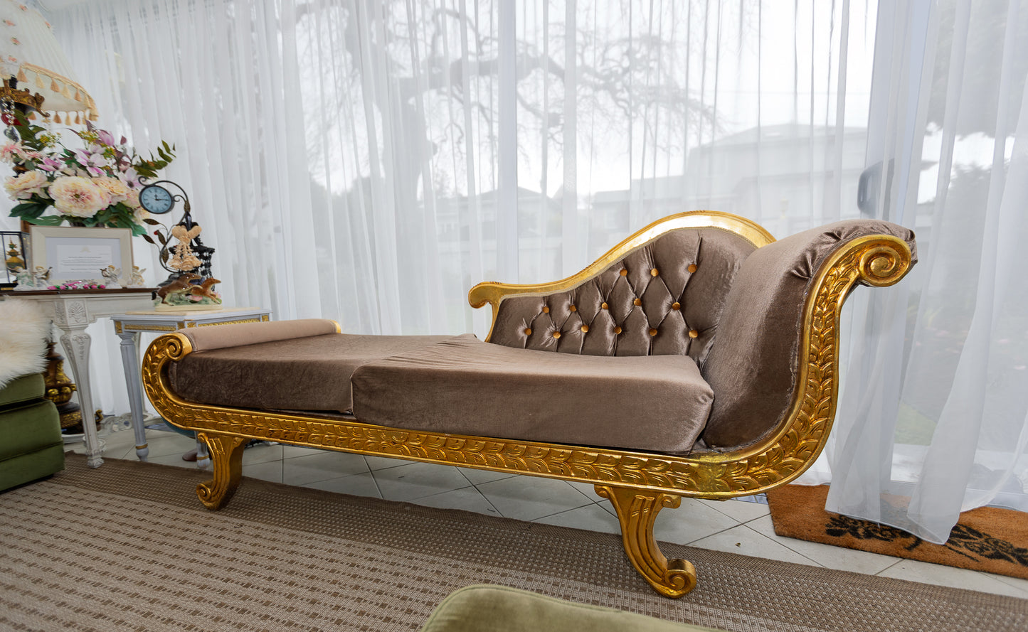 Opulent Gold-Gilded Chaise Lounge Day Bed