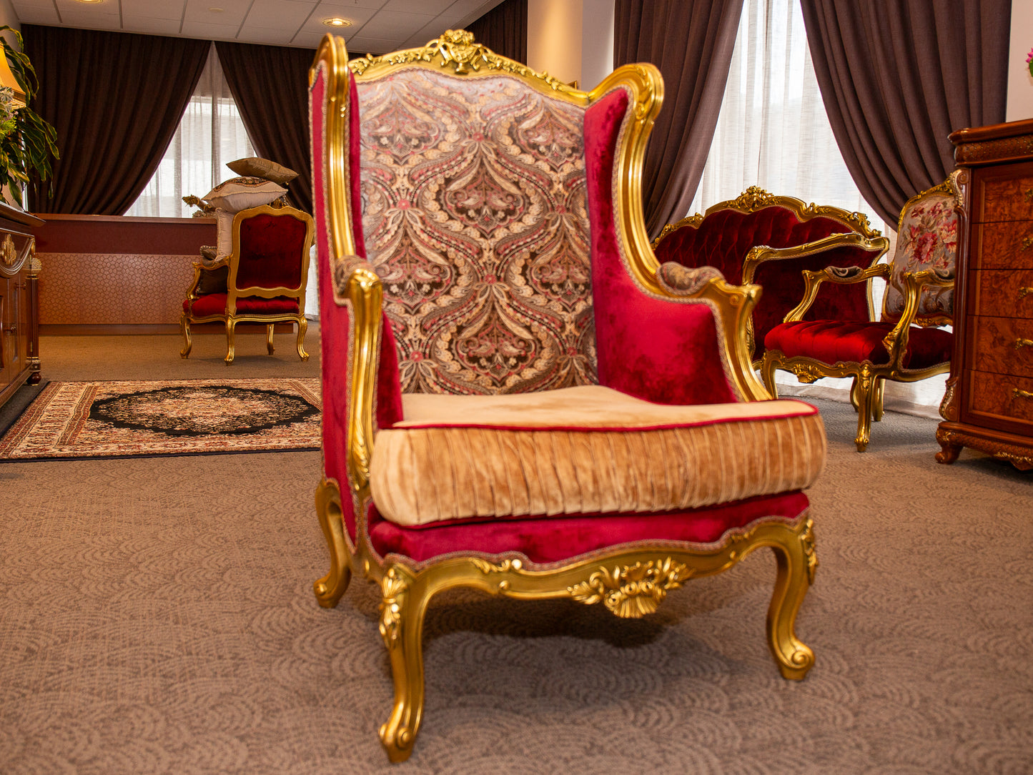 Majestic Baroque-Style Gilt High-Back Armchair with Patterned and Velvet Upholstery