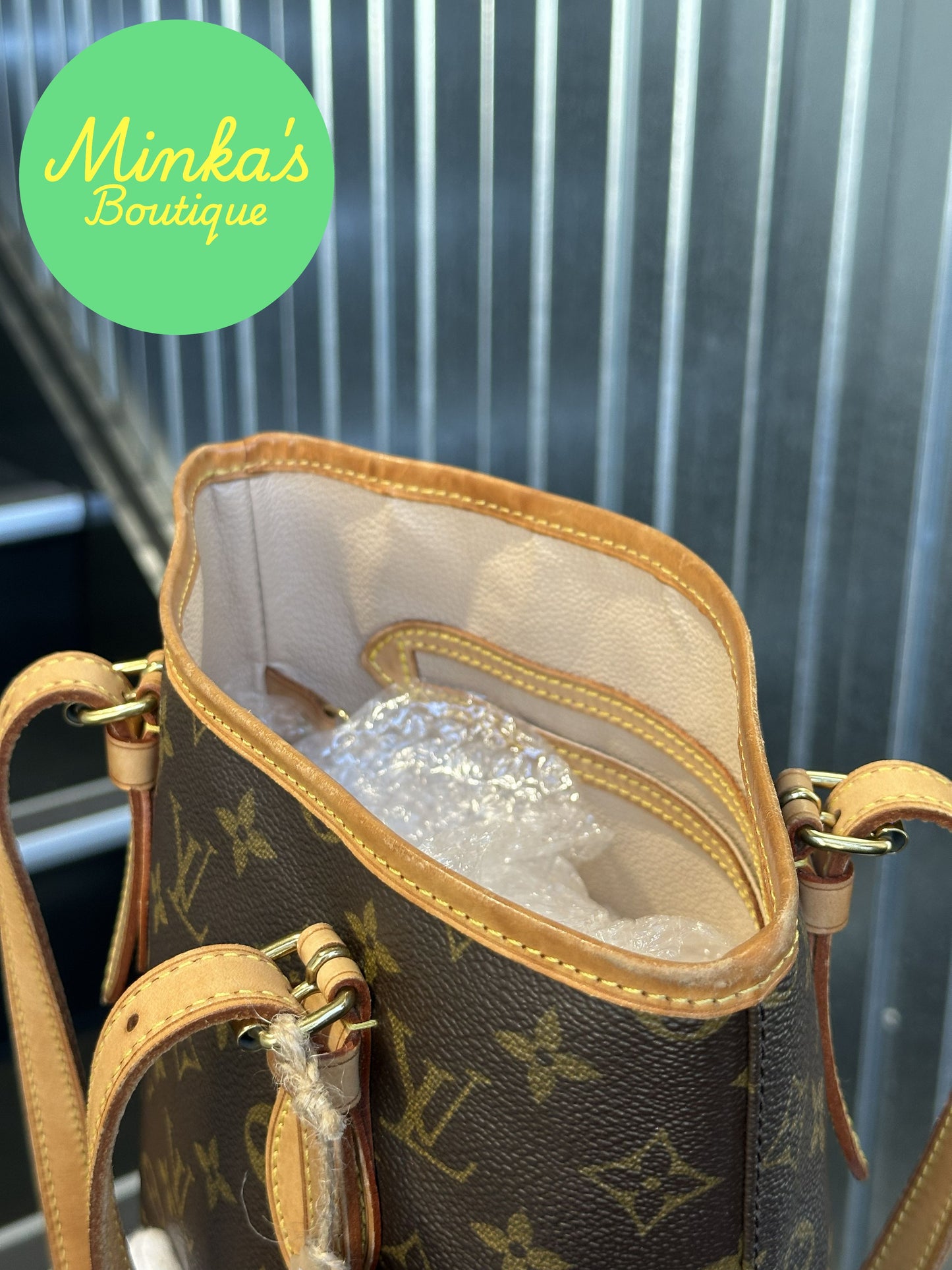 Louis Vuitton Petit Bucket Bag