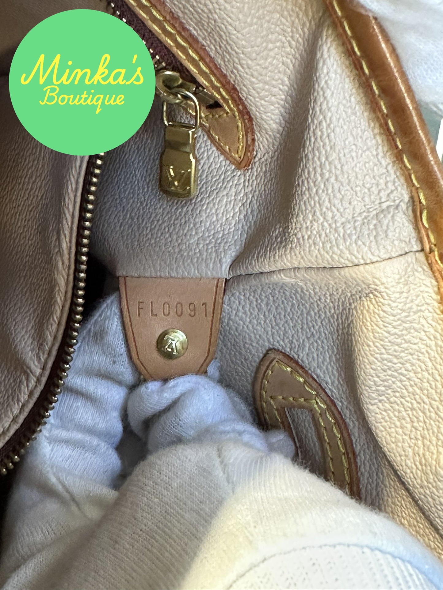 Louis Vuitton Petit Bucket Bag