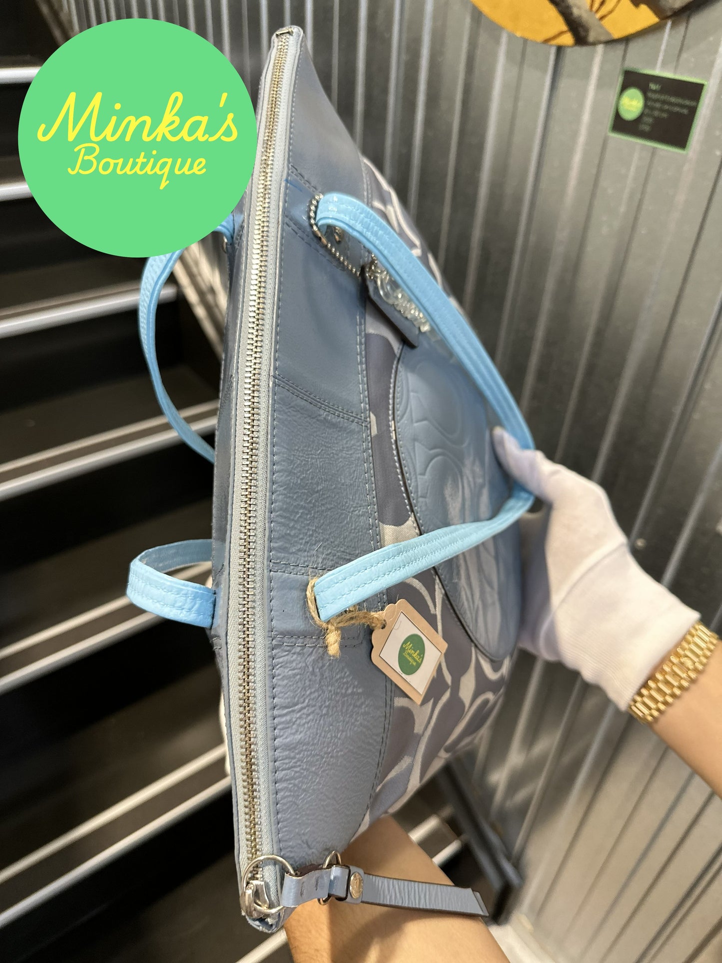 Coach Laura Signature Tote