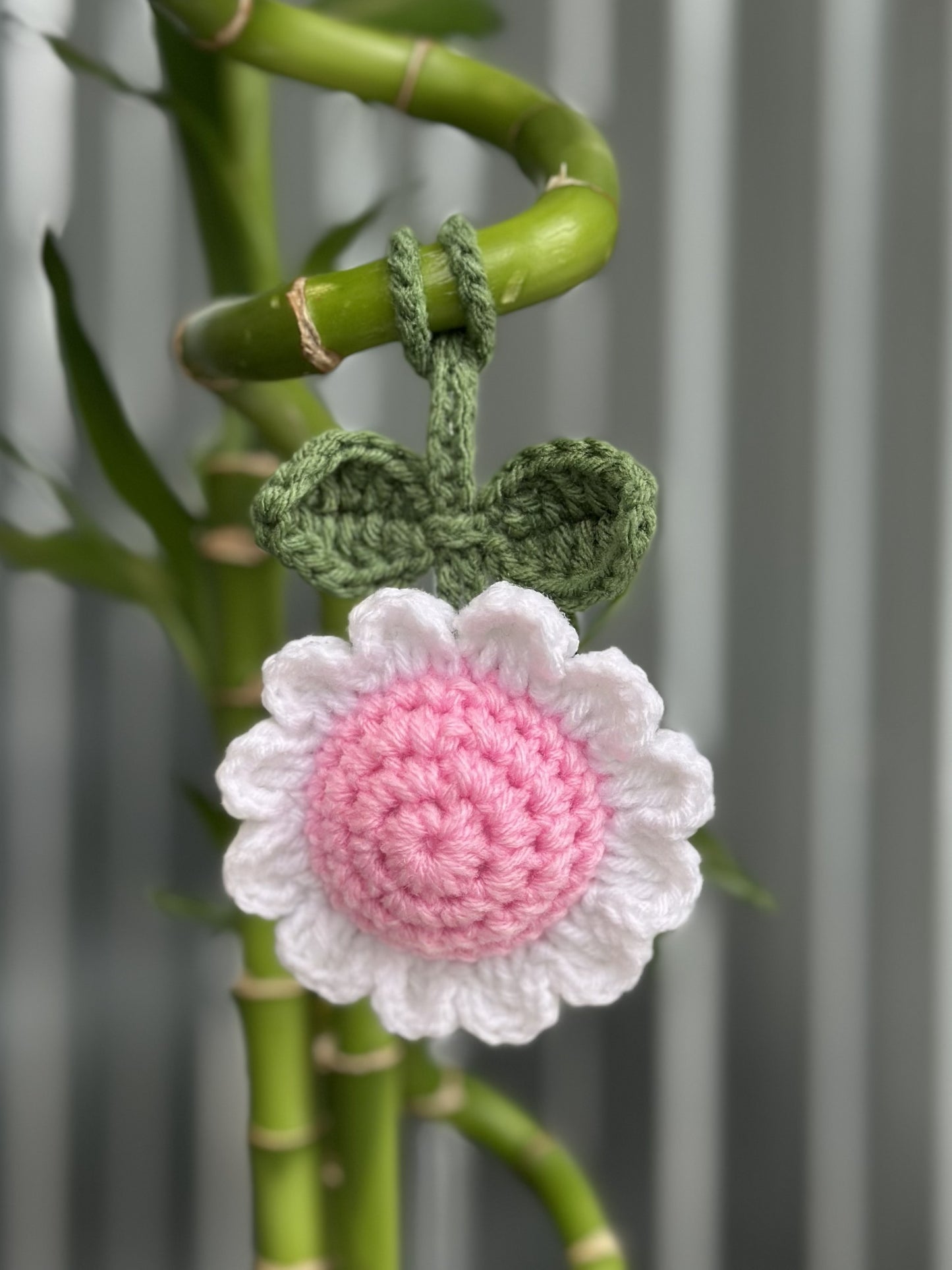 Daisy Bag Charm - Pink