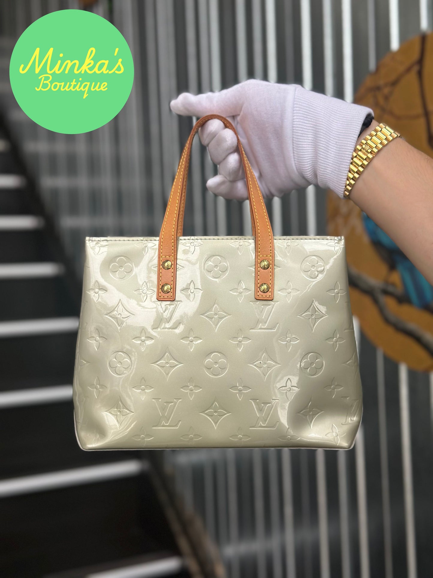Louis Vuitton Reade