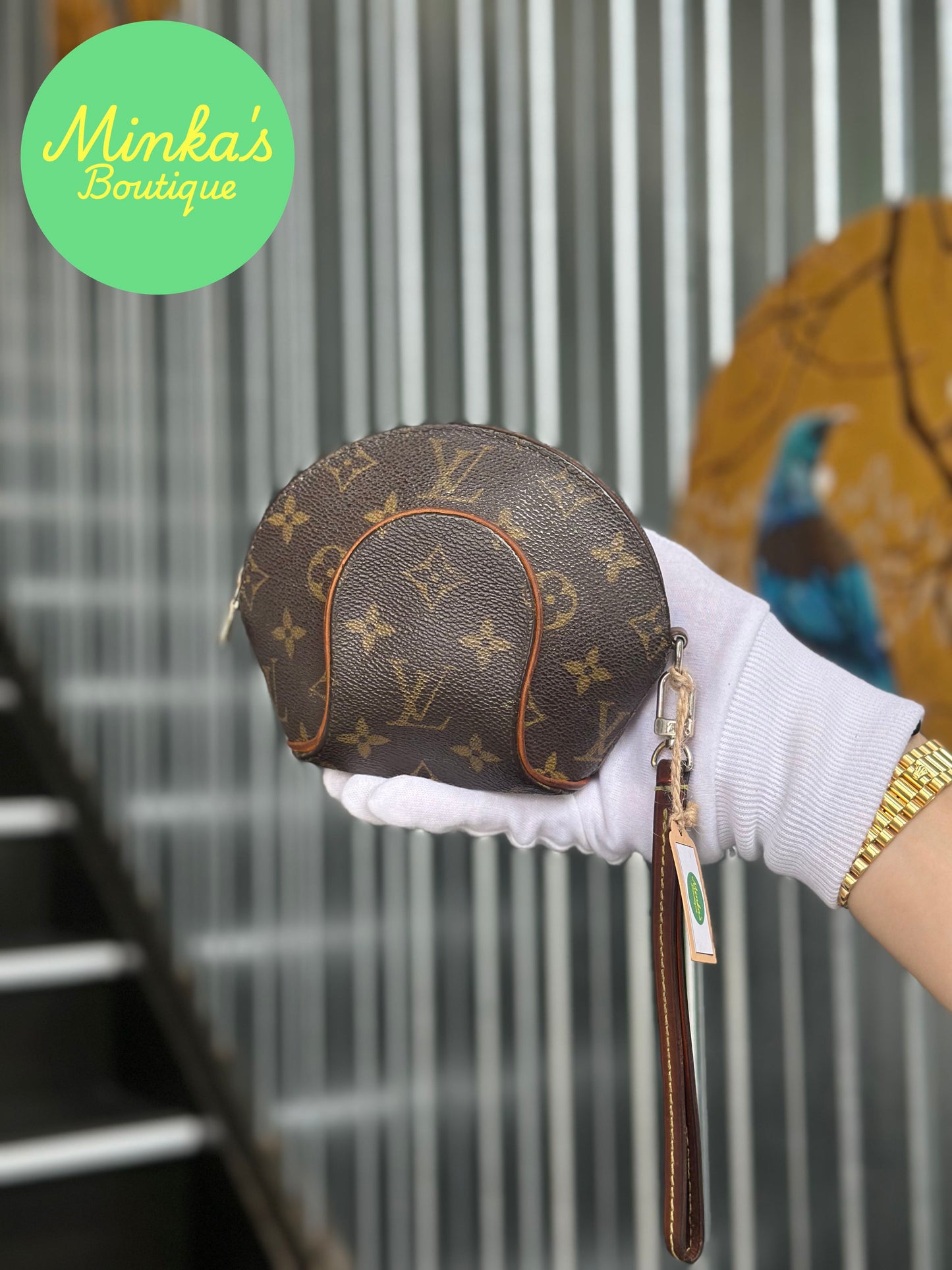 Louis Vuitton Ellipse Pouch