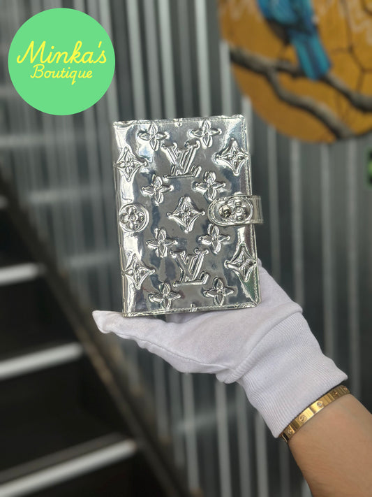 Louis Vuitton Agenda