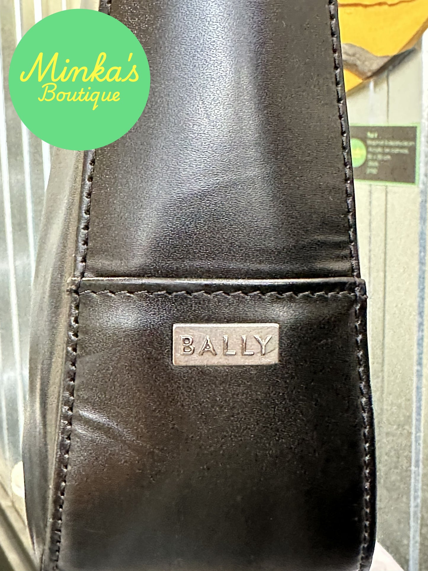 Bally Baguette