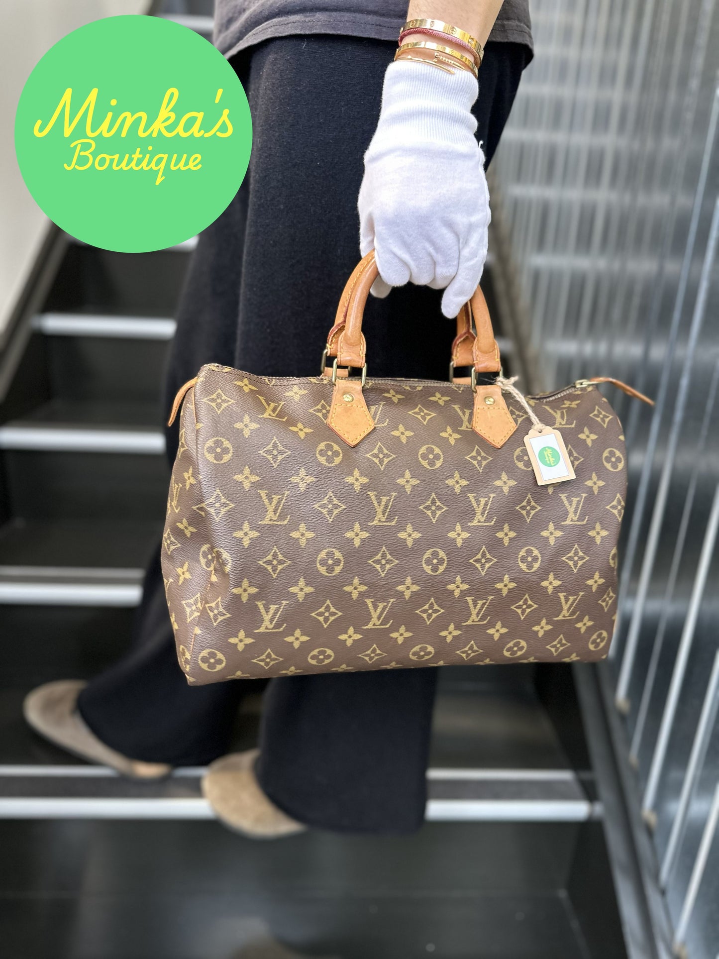 Louis Vuitton Speedy 35