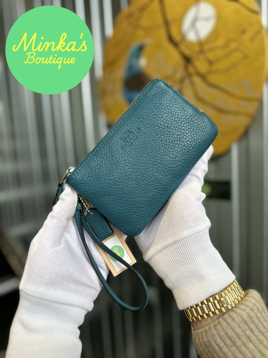 Coach Double Corner Zip Wristlet