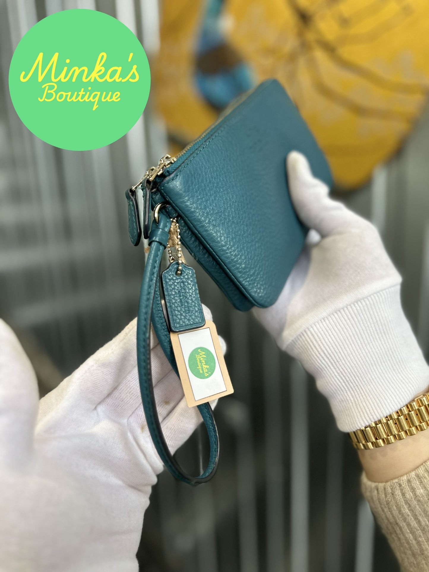 Coach Double Corner Zip Wristlet