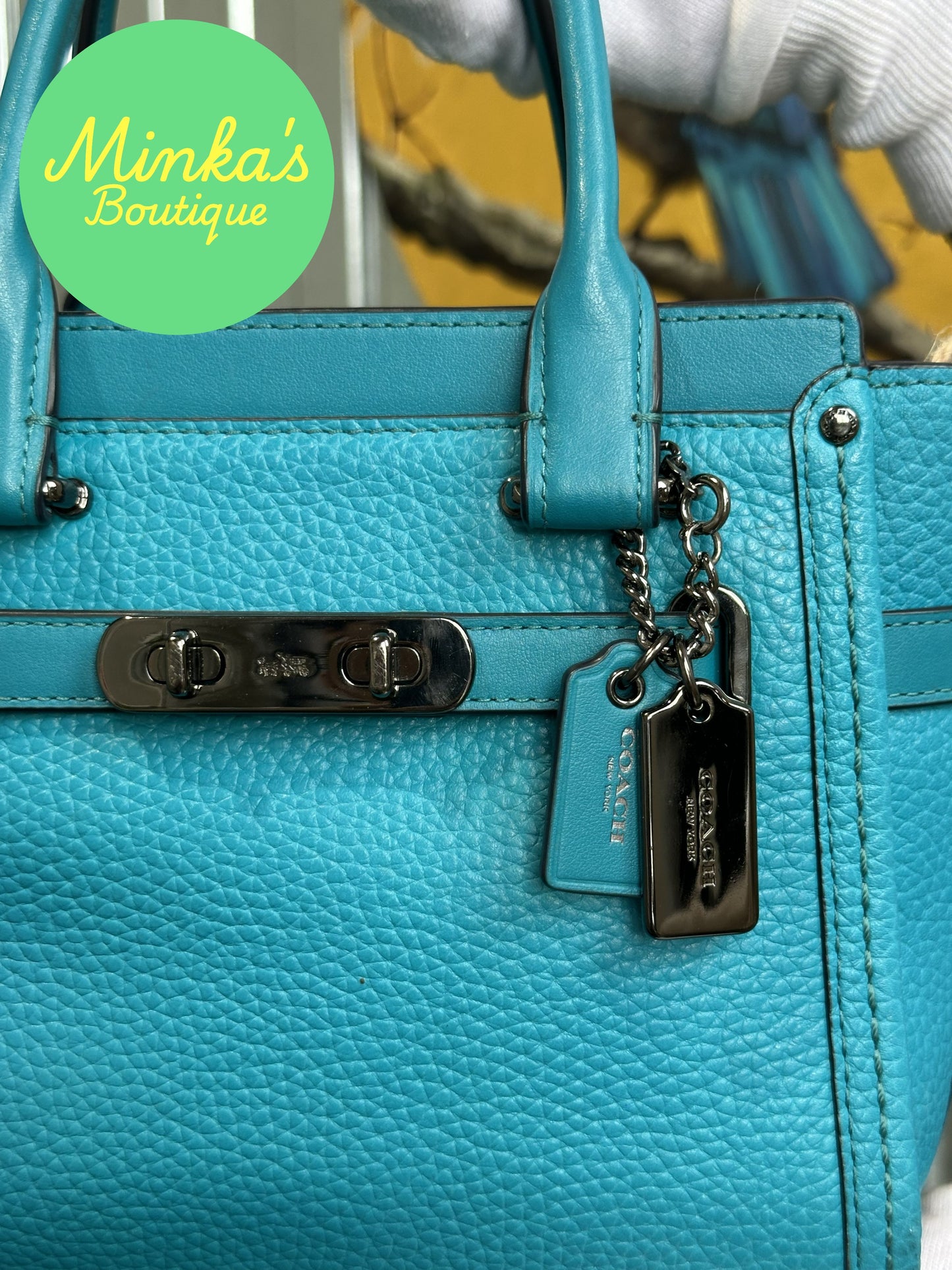 Coach Swagger 21 Carryall