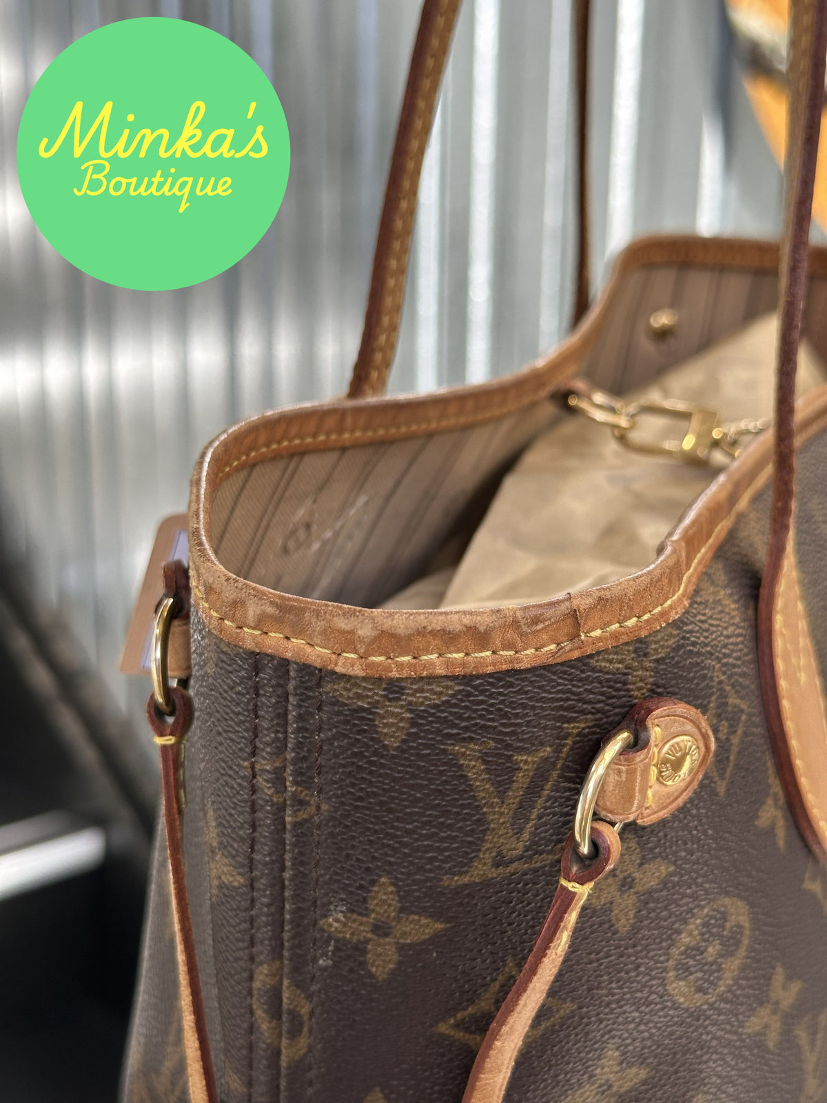 Louis Vuitton Neverfull PM