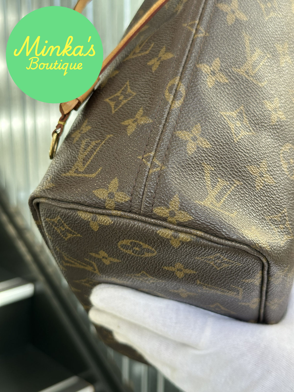 Louis Vuitton Neverfull PM