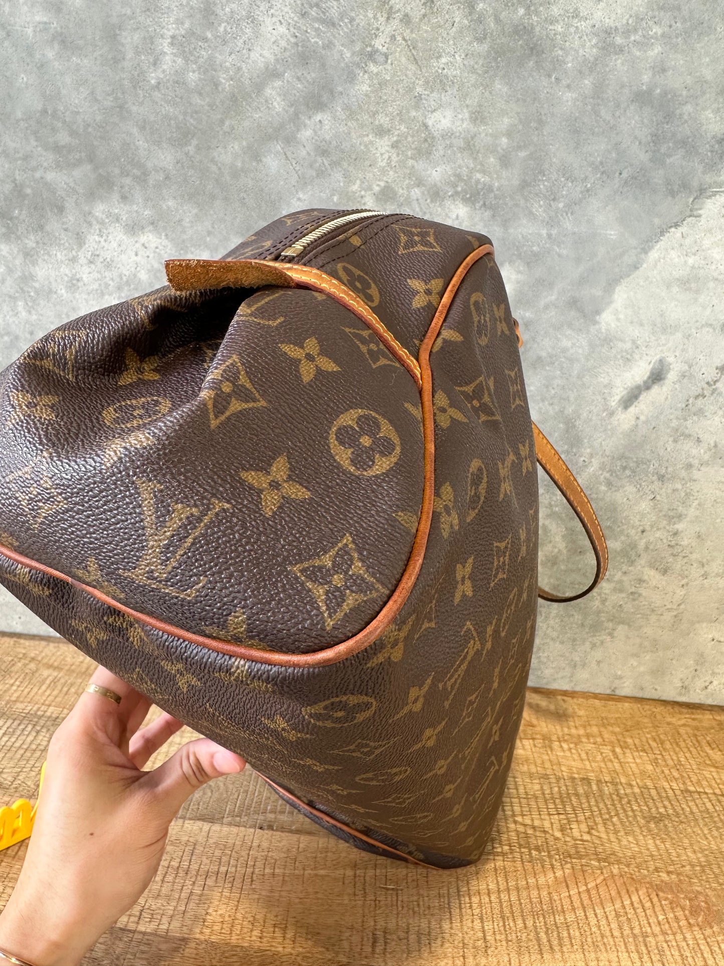 Louis Vuitton Montorgueil