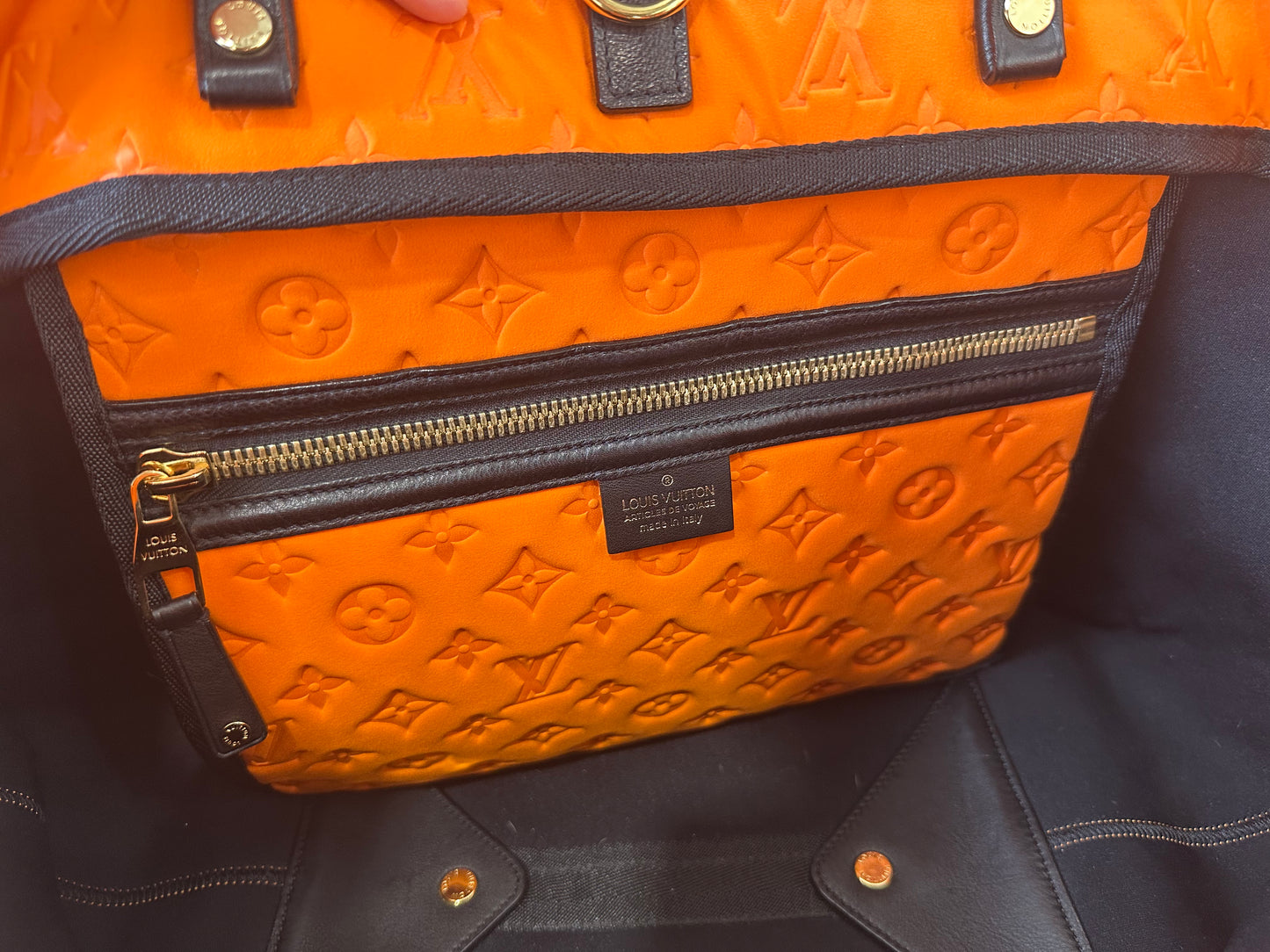 Louis Vuitton Scuba Tote MM