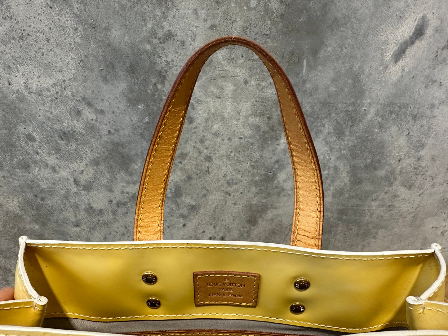Louis Vuitton Reade